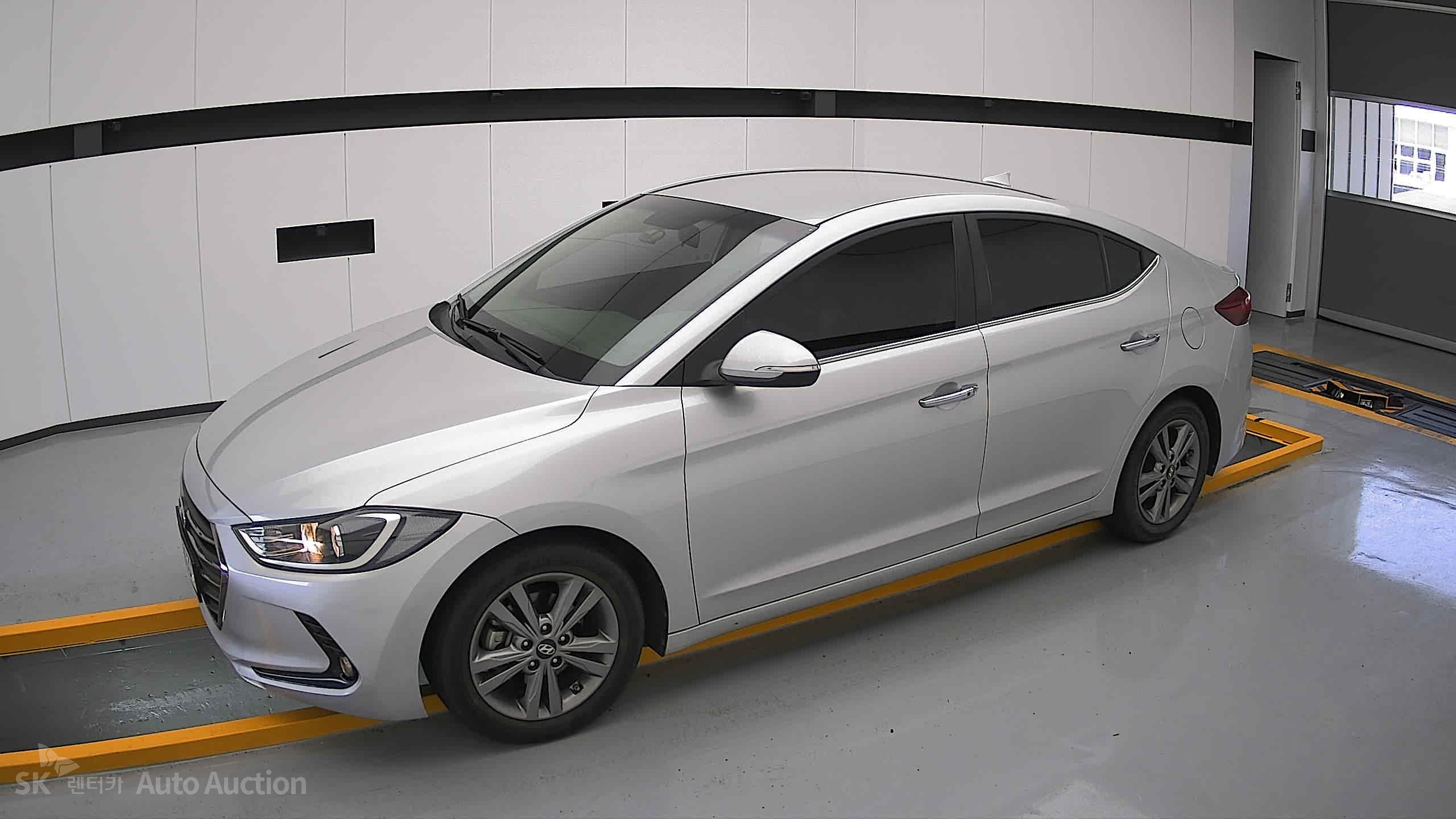 2017 - hyundai avante ad