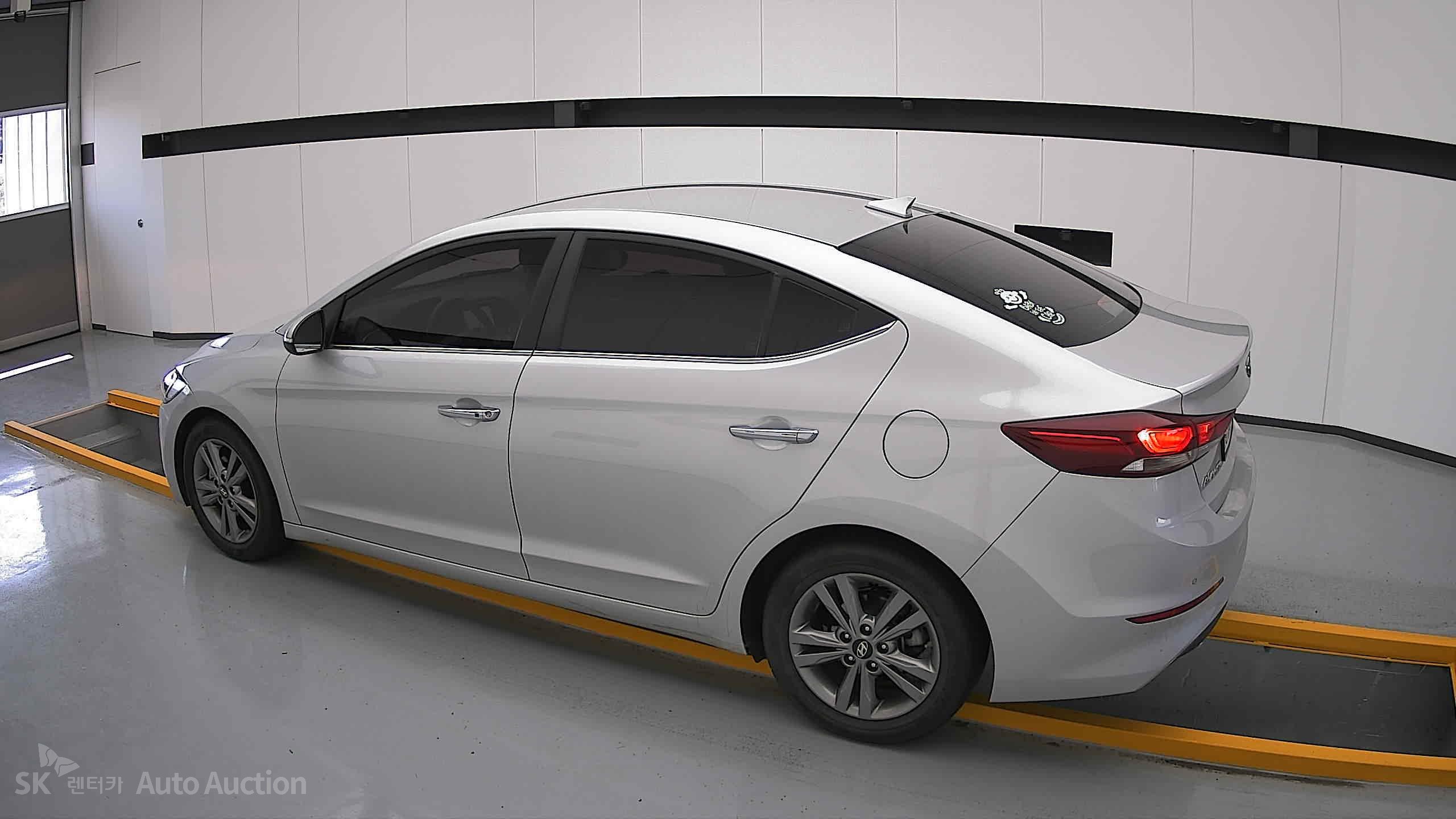 2017 - hyundai avante ad
