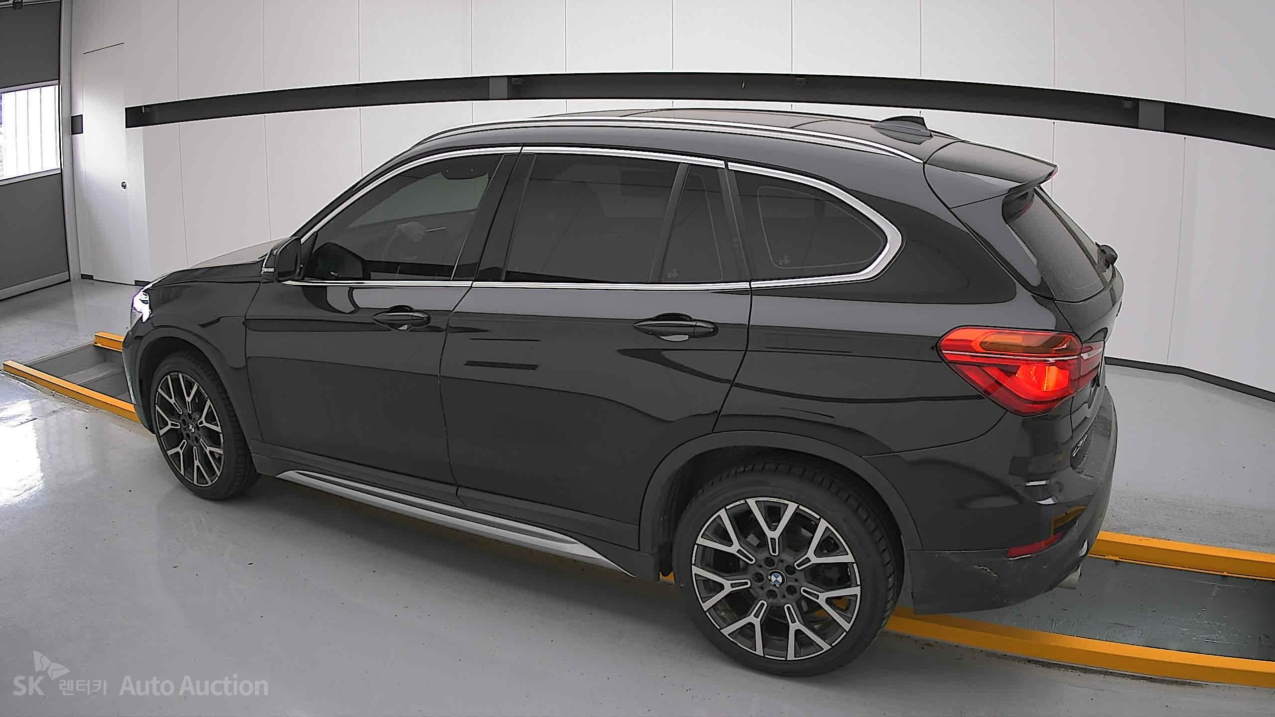 2022 - bmw x1