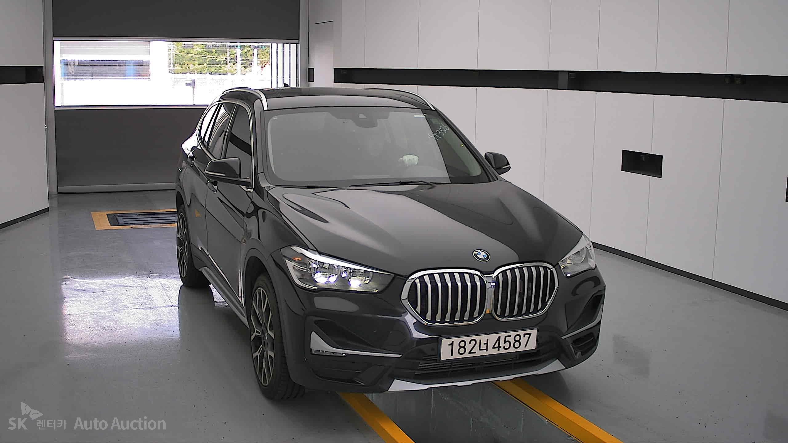 2022 - bmw x1