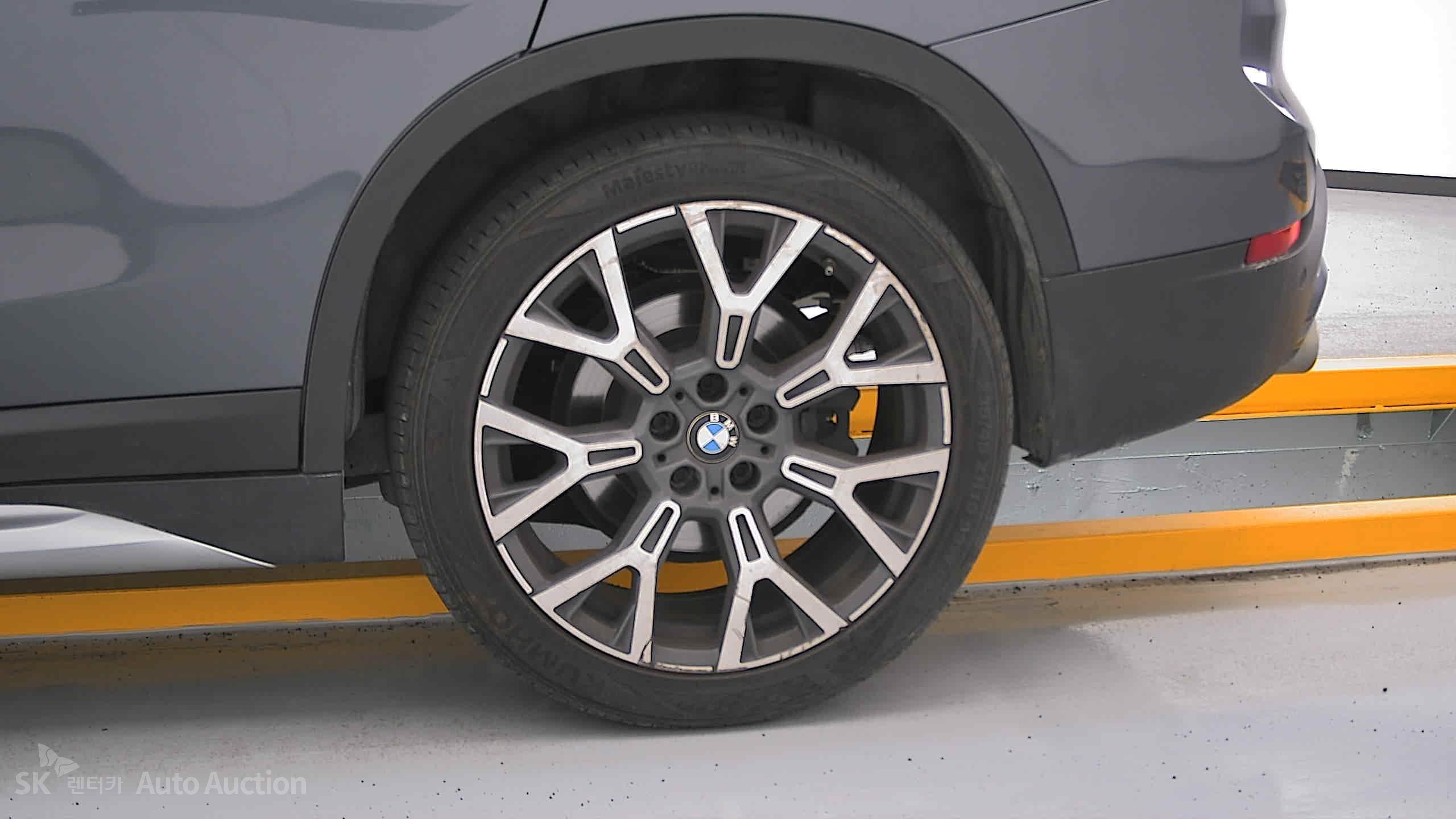 2022 - bmw x1