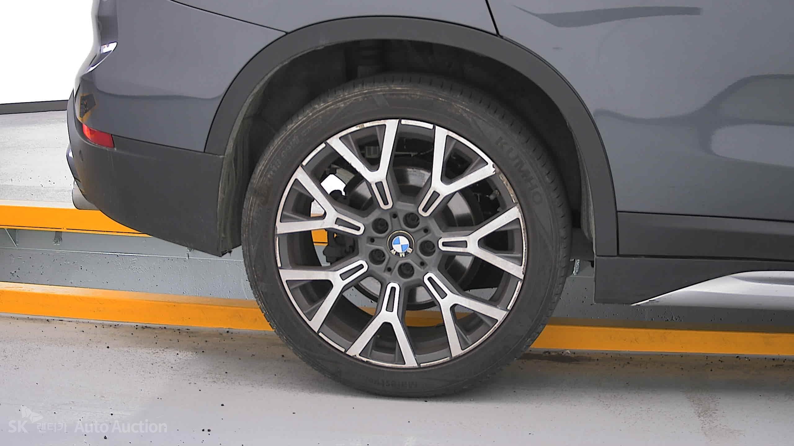 2022 - bmw x1