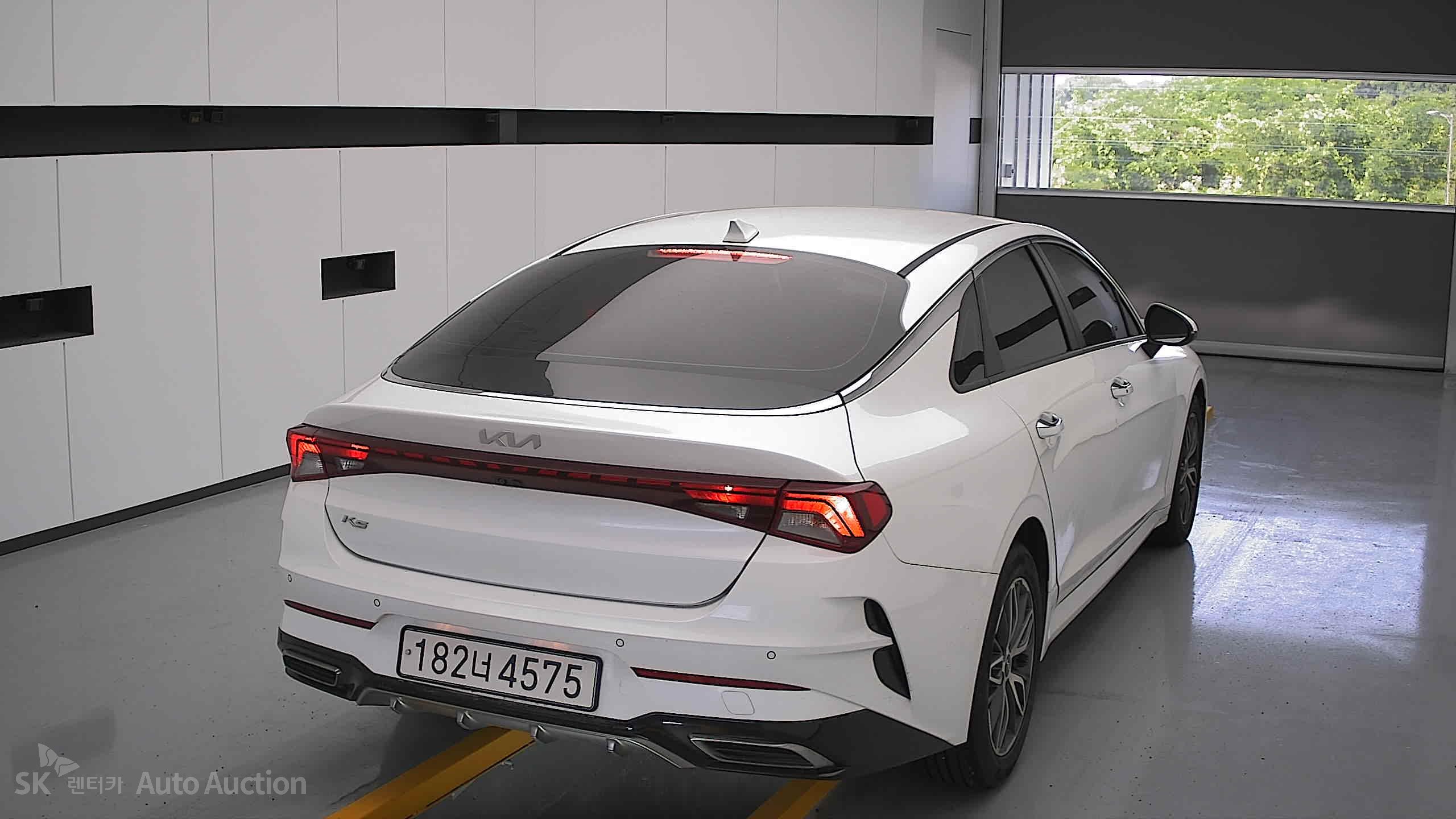 2022 - kia k5