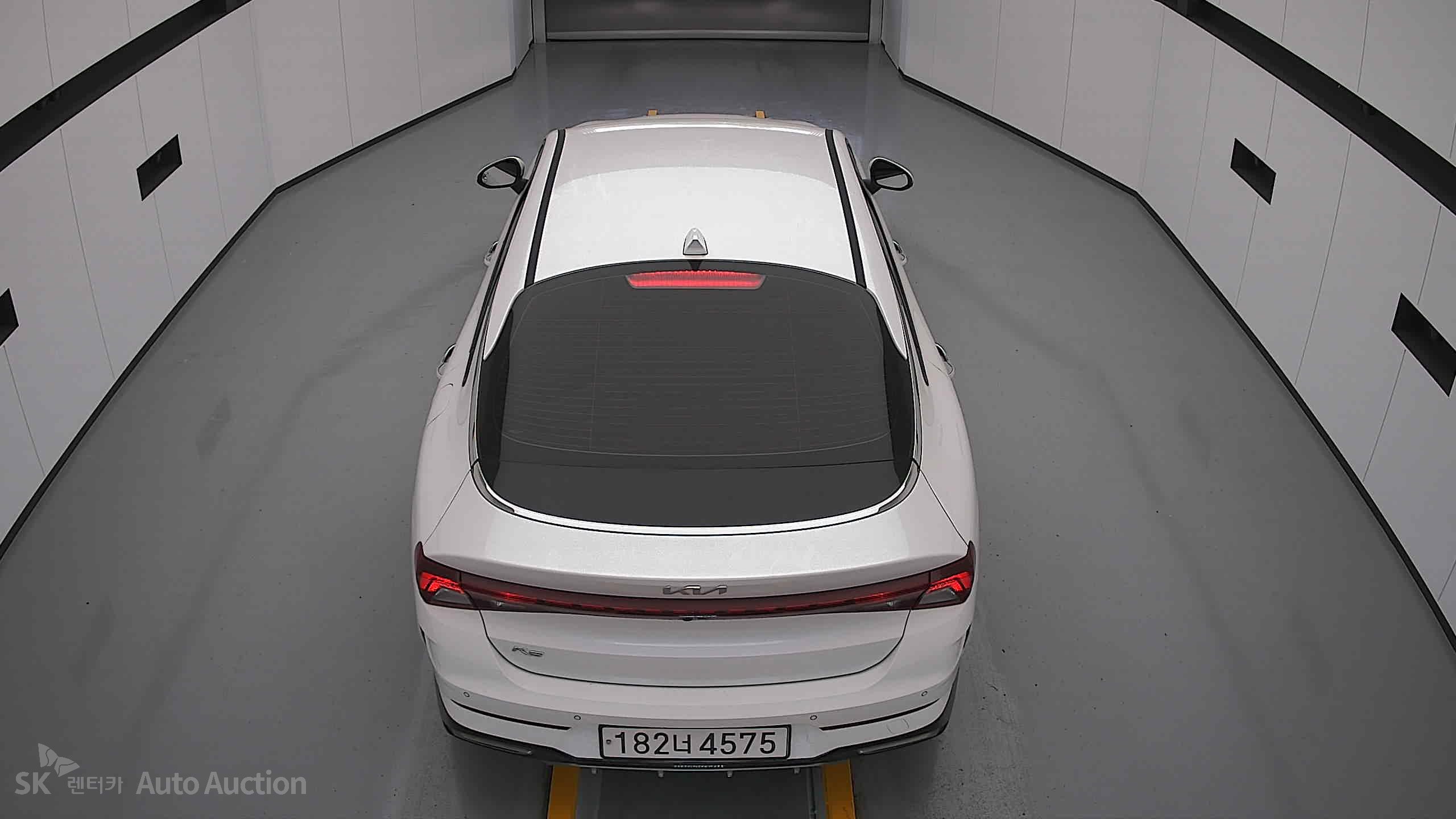 2022 - kia k5