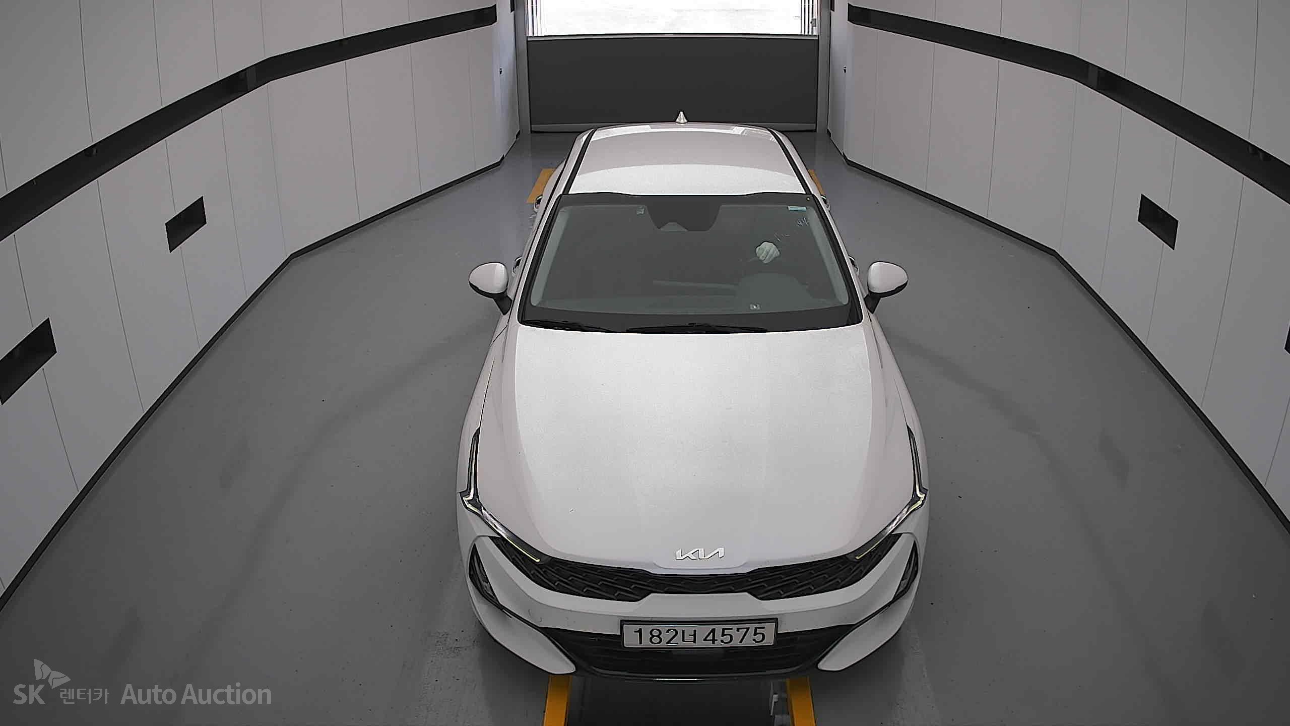 2022 - kia k5