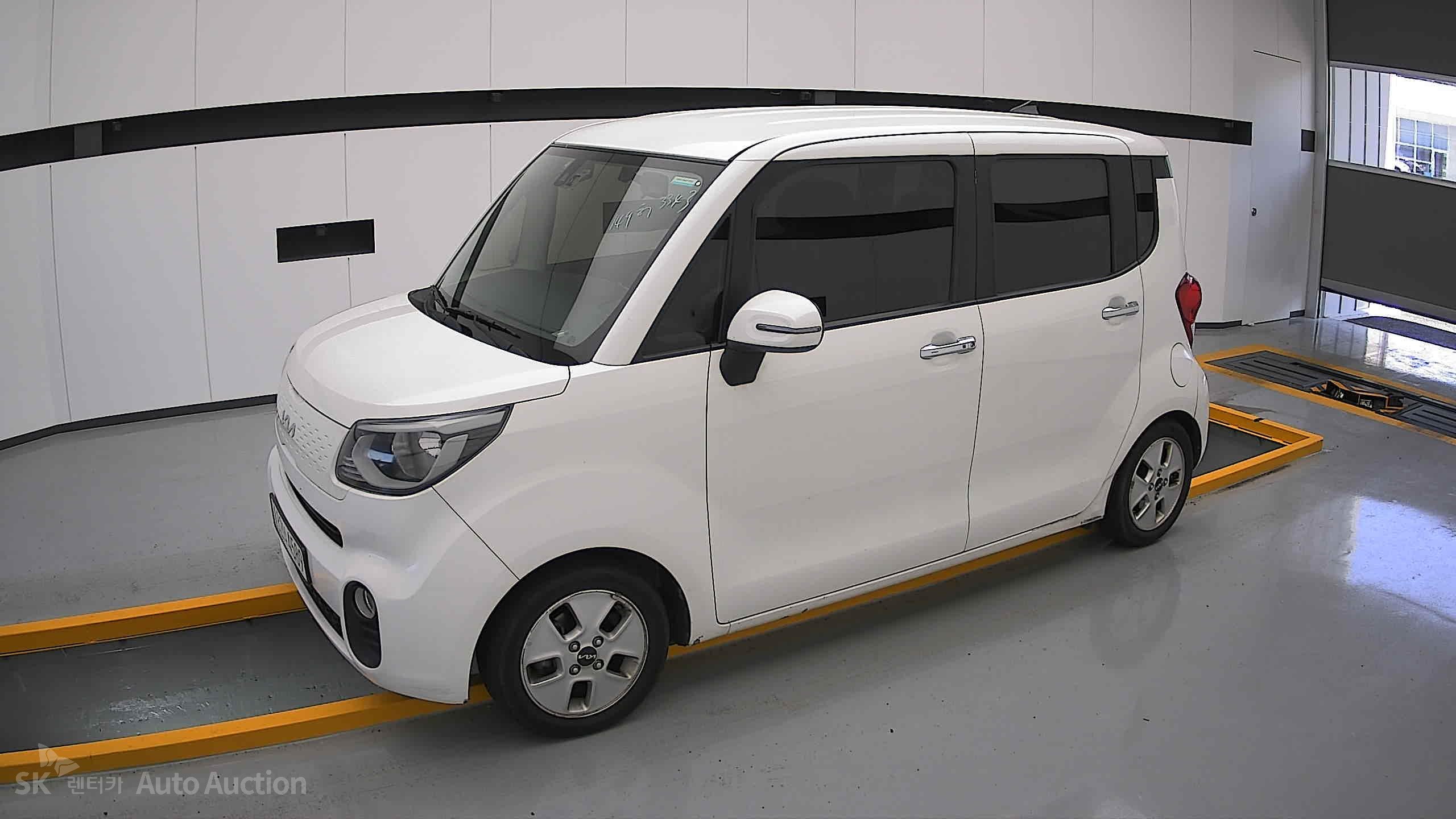 2022 - kia ray