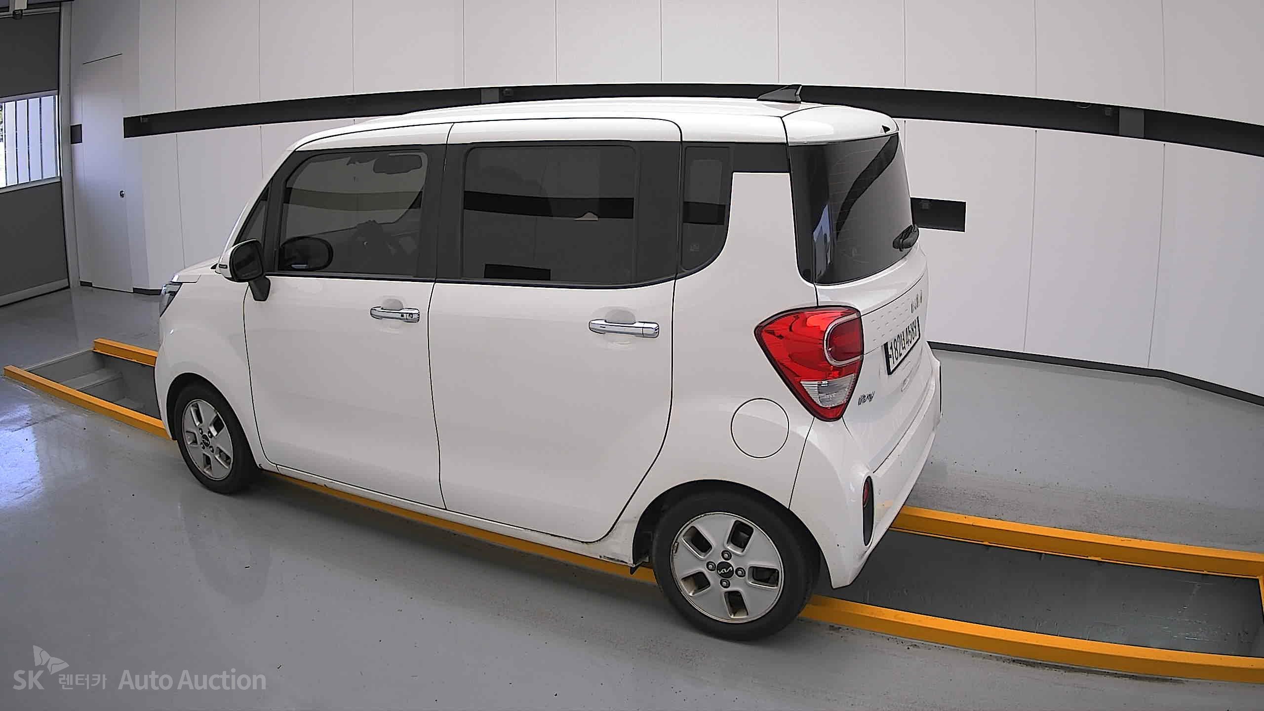 2022 - kia ray