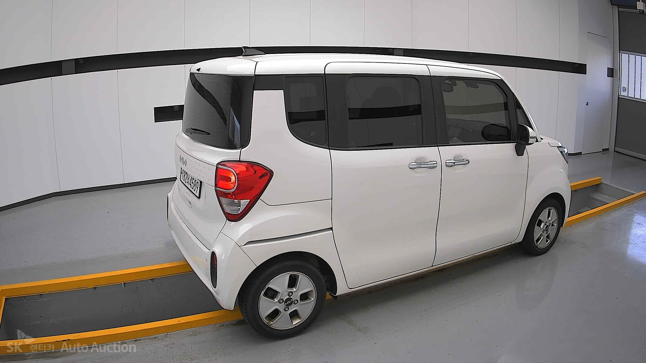 2022 - kia ray