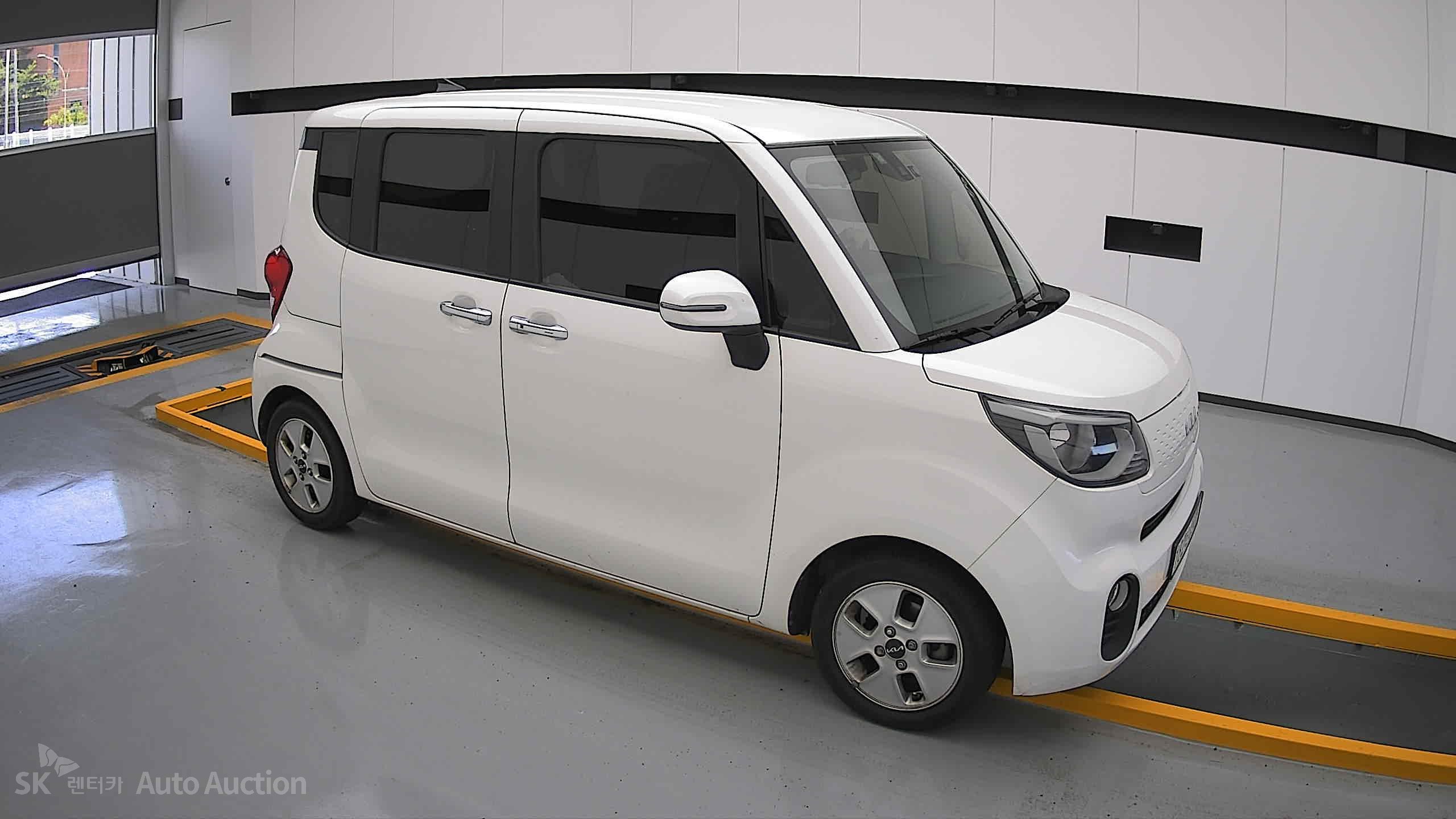 2022 - kia ray