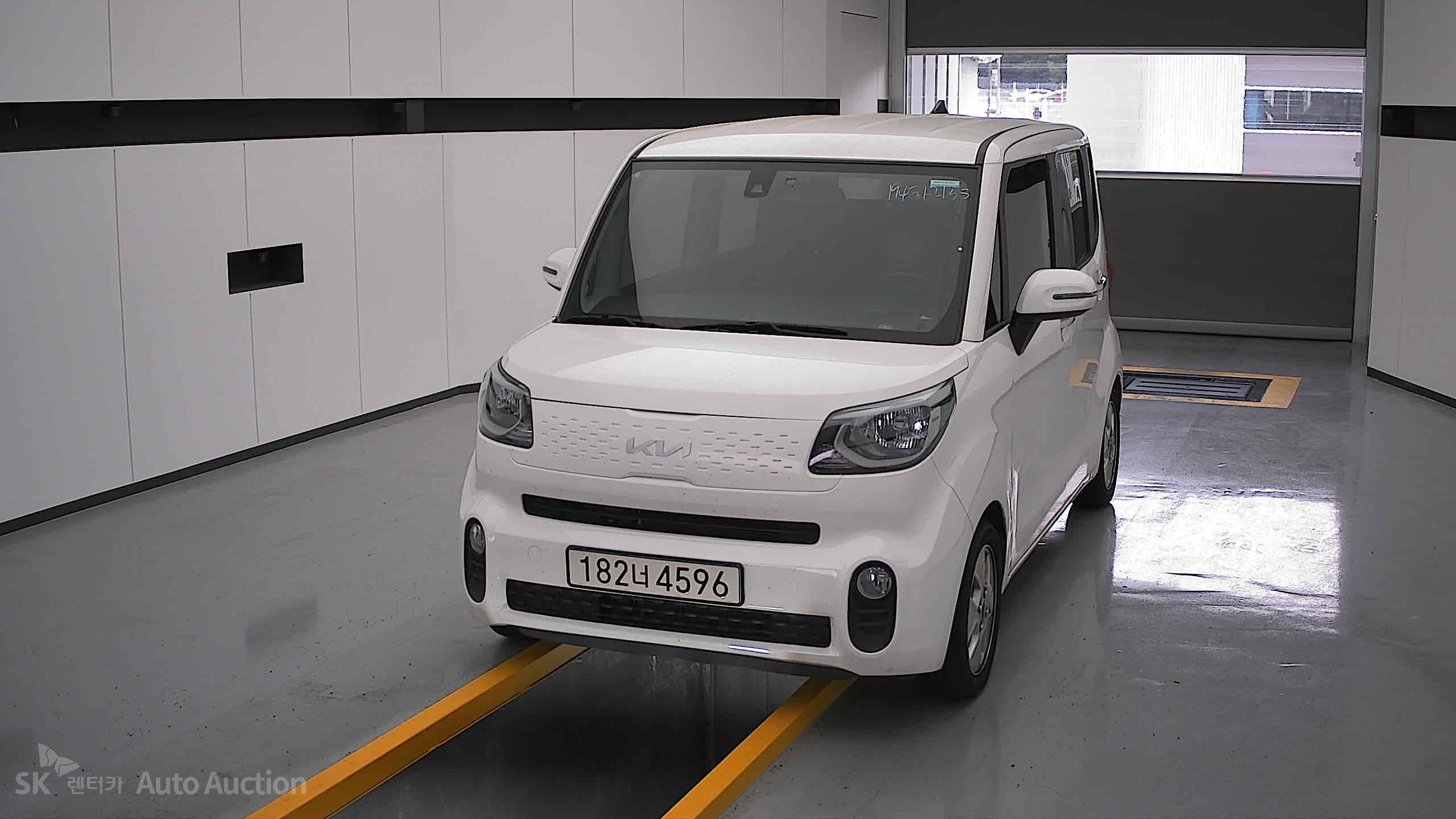 2022 - kia ray