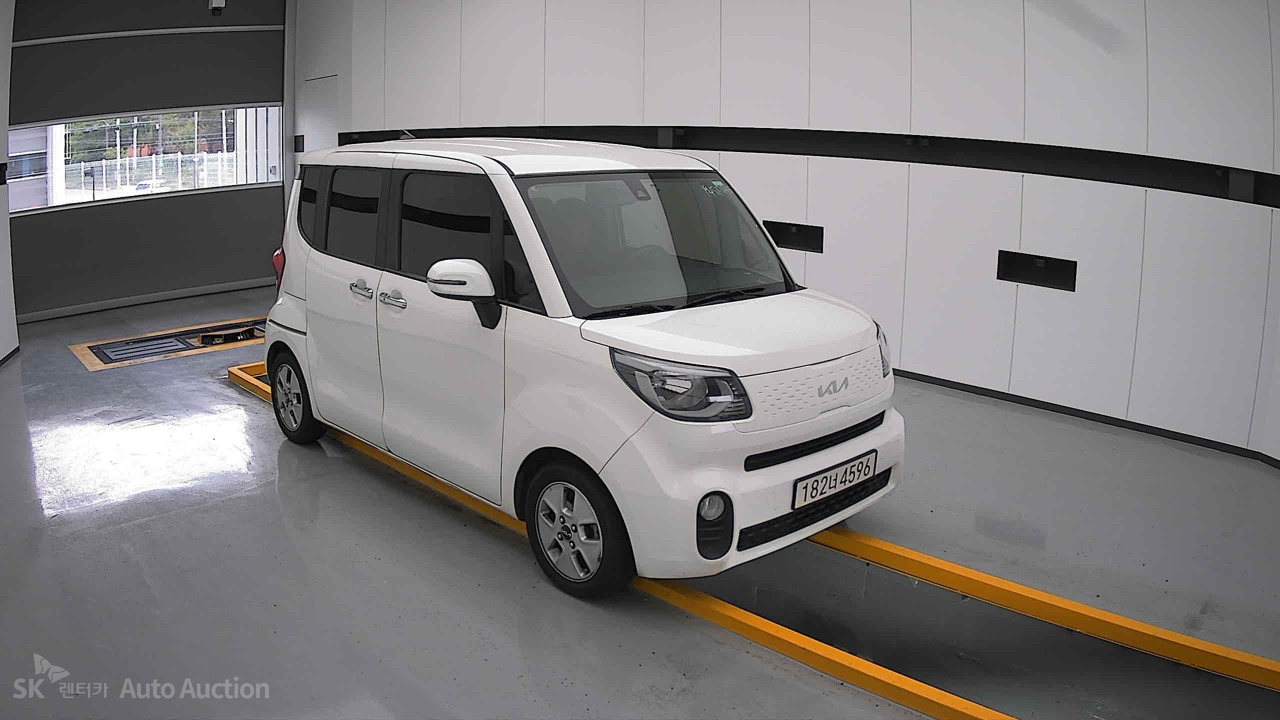 2022 - kia ray