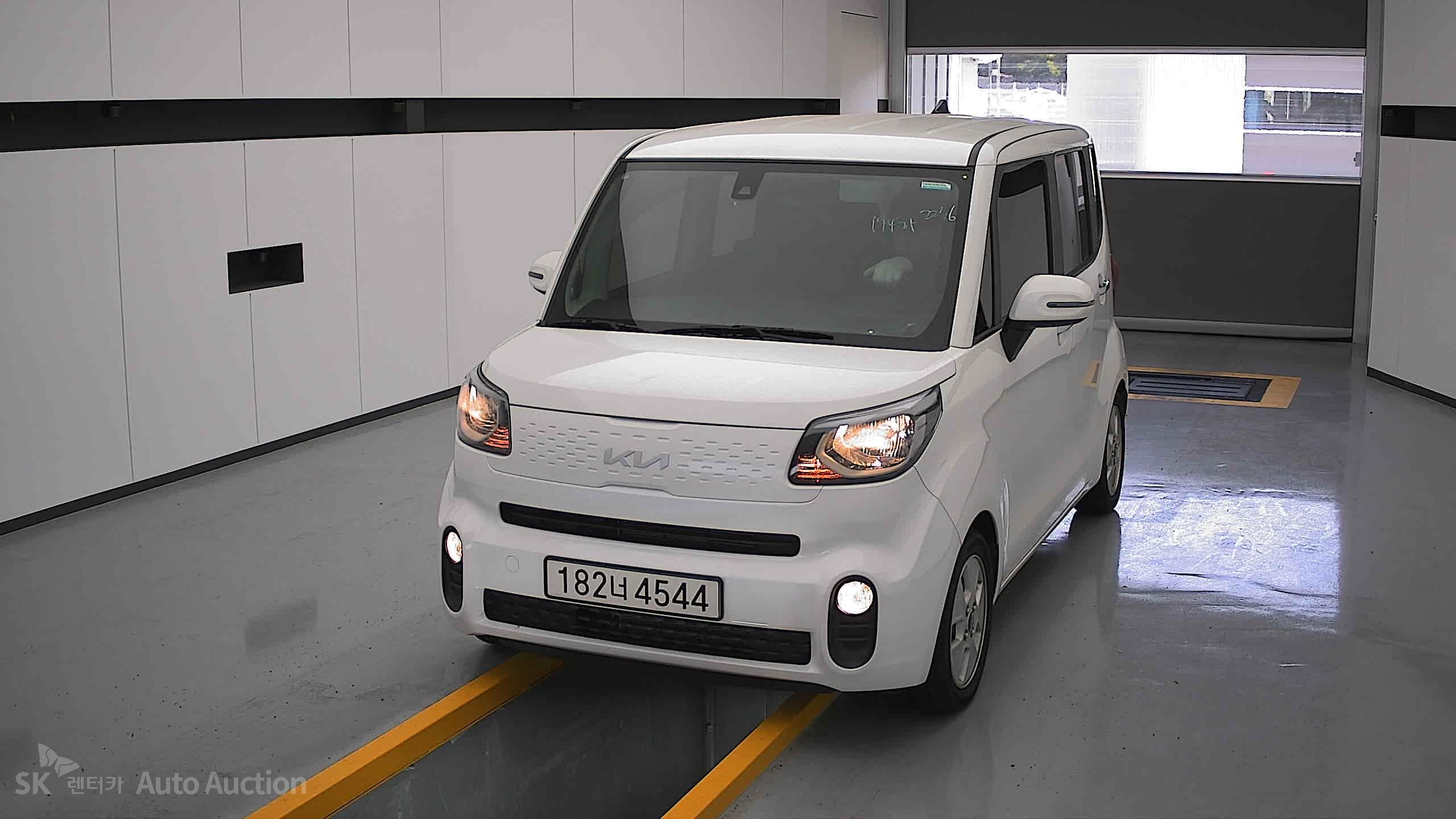 2022 - kia ray
