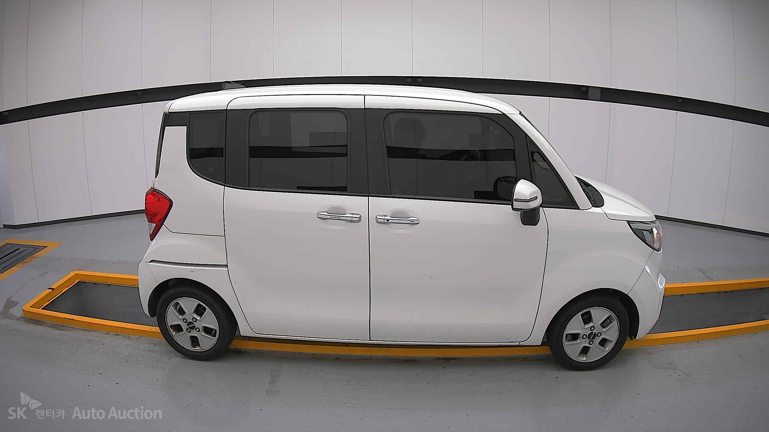 2022 - kia ray