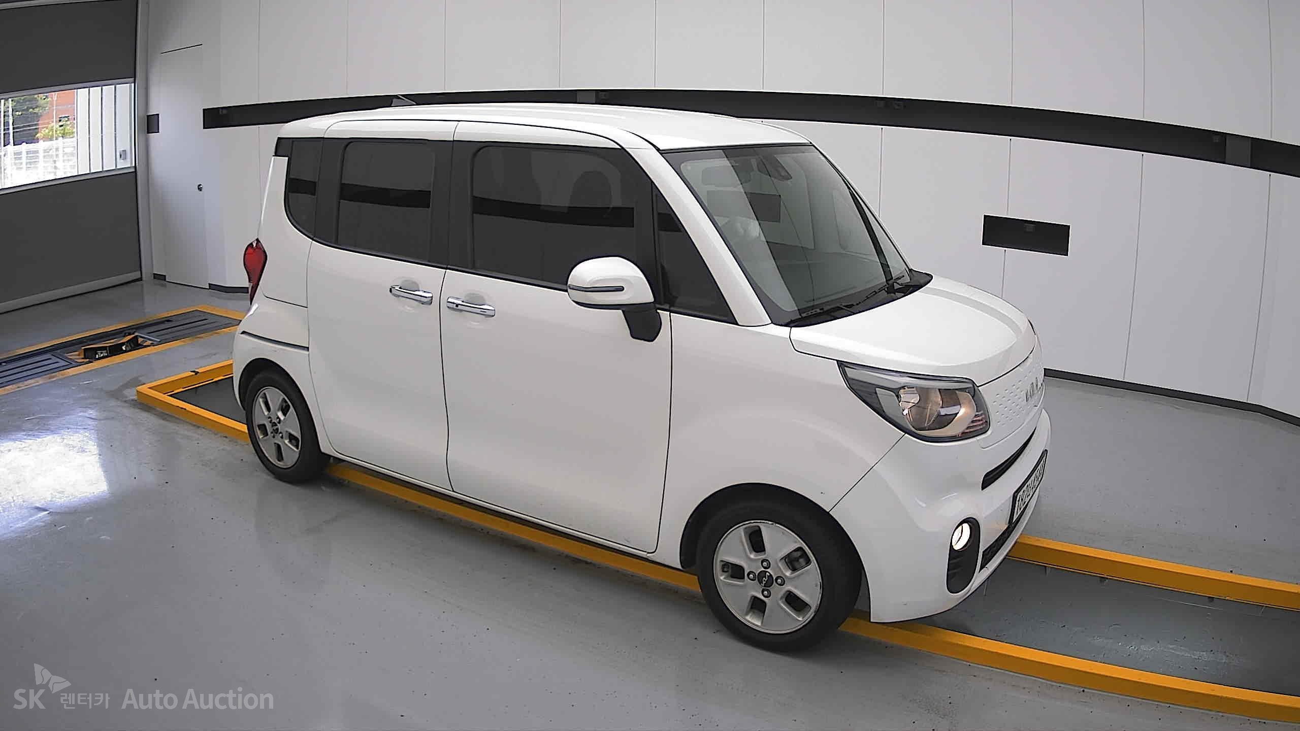 2022 - kia ray