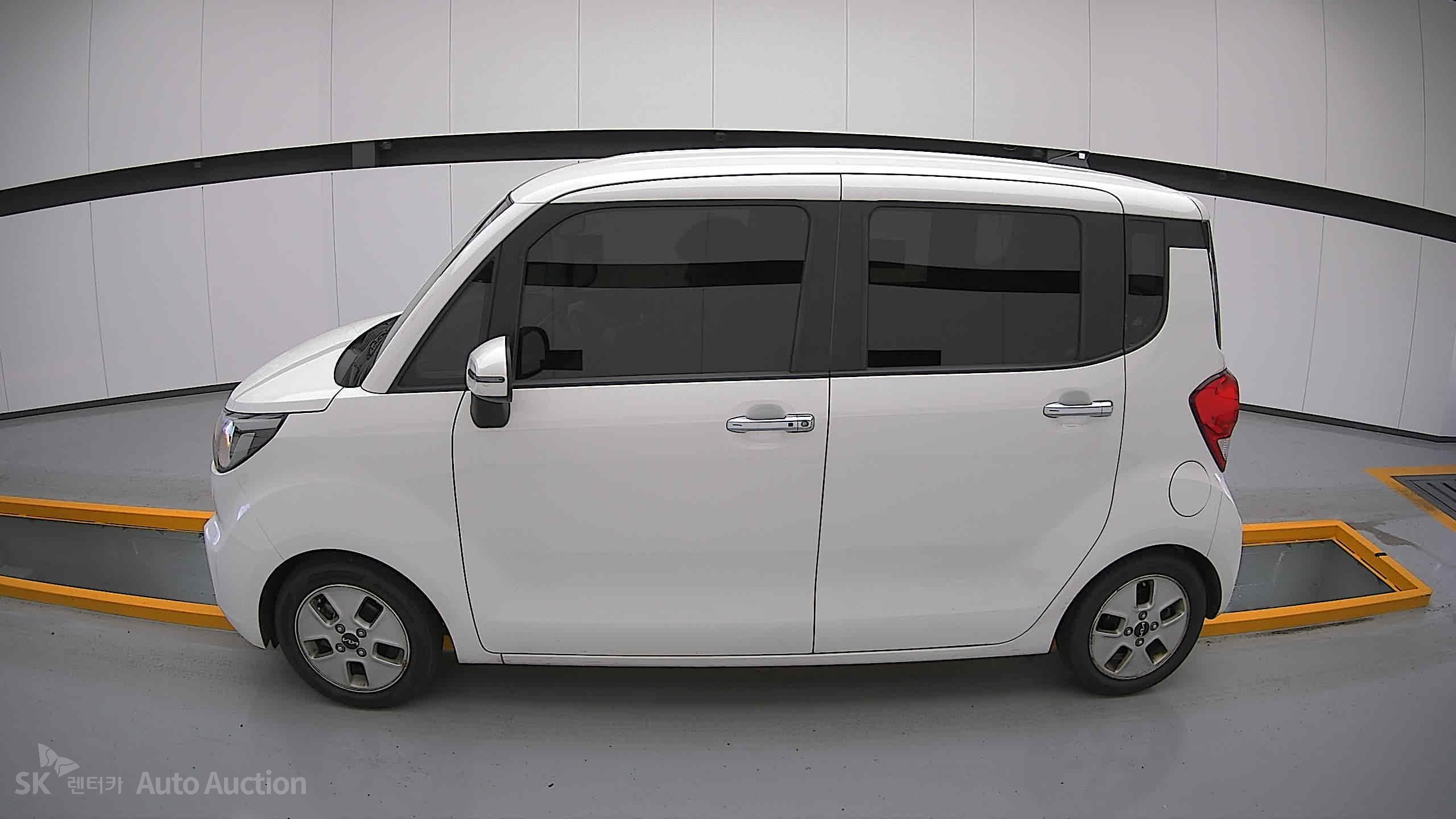 2022 - kia ray