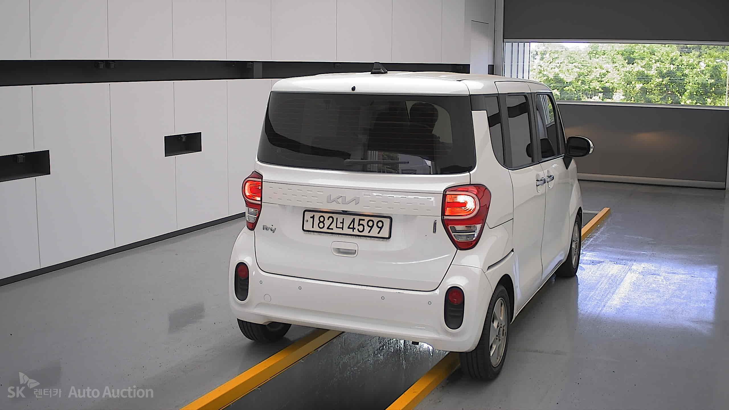2022 - kia ray