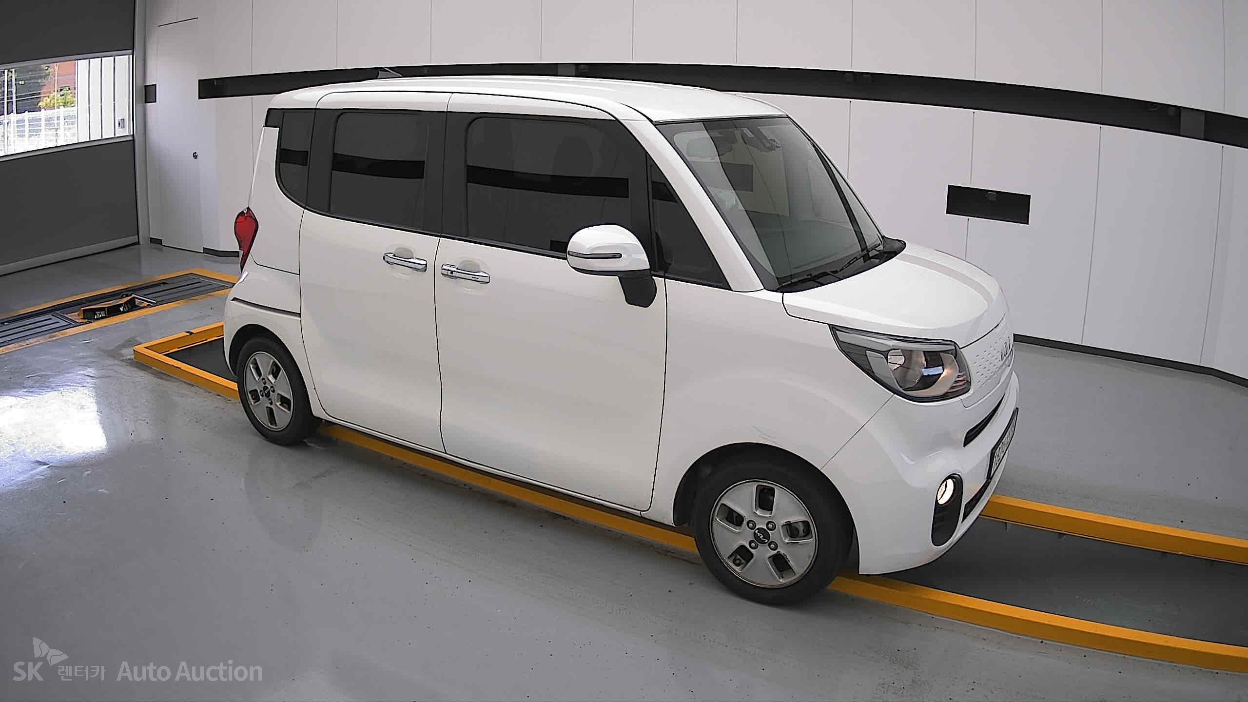 2022 - kia ray