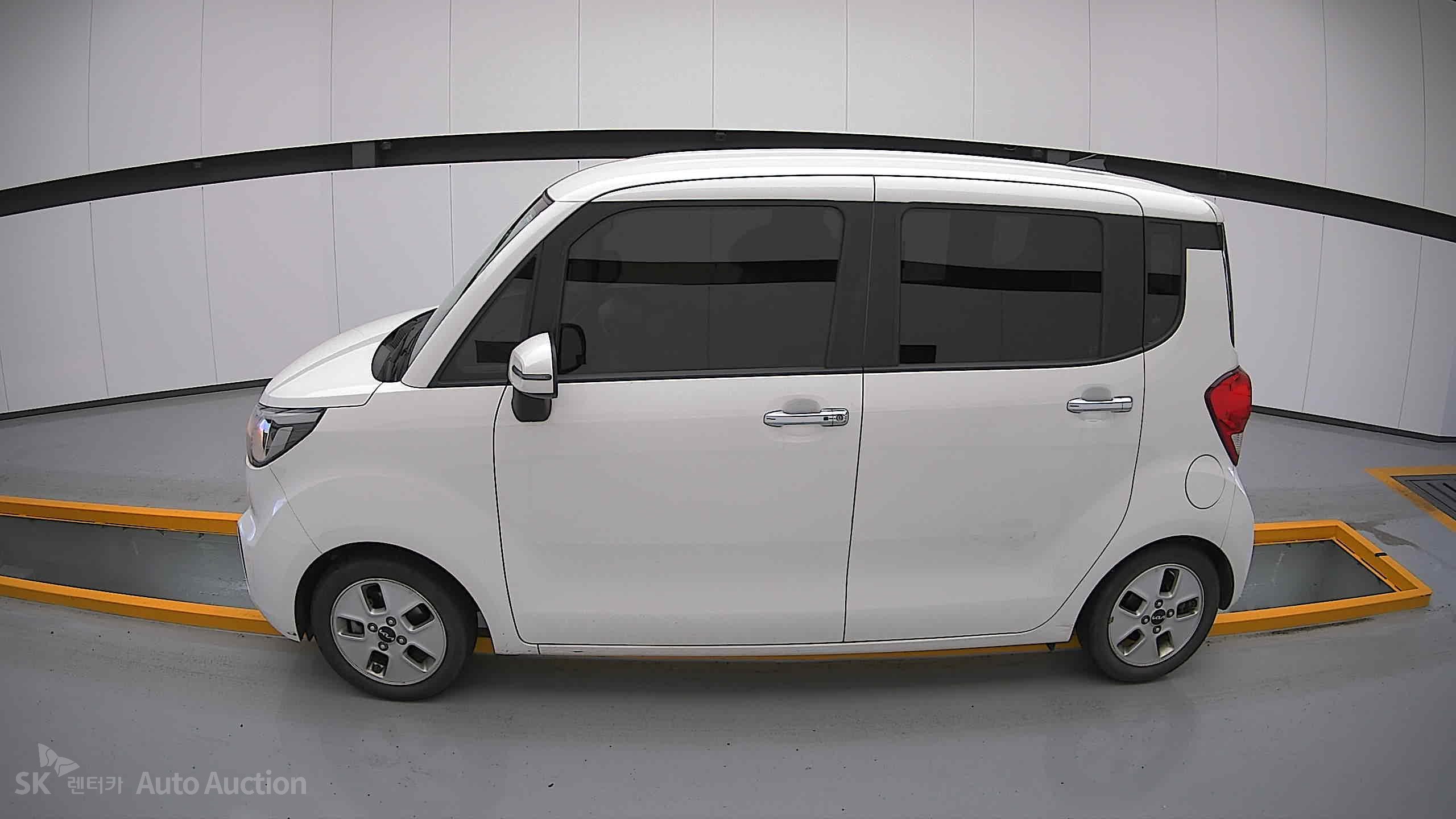 2022 - kia ray