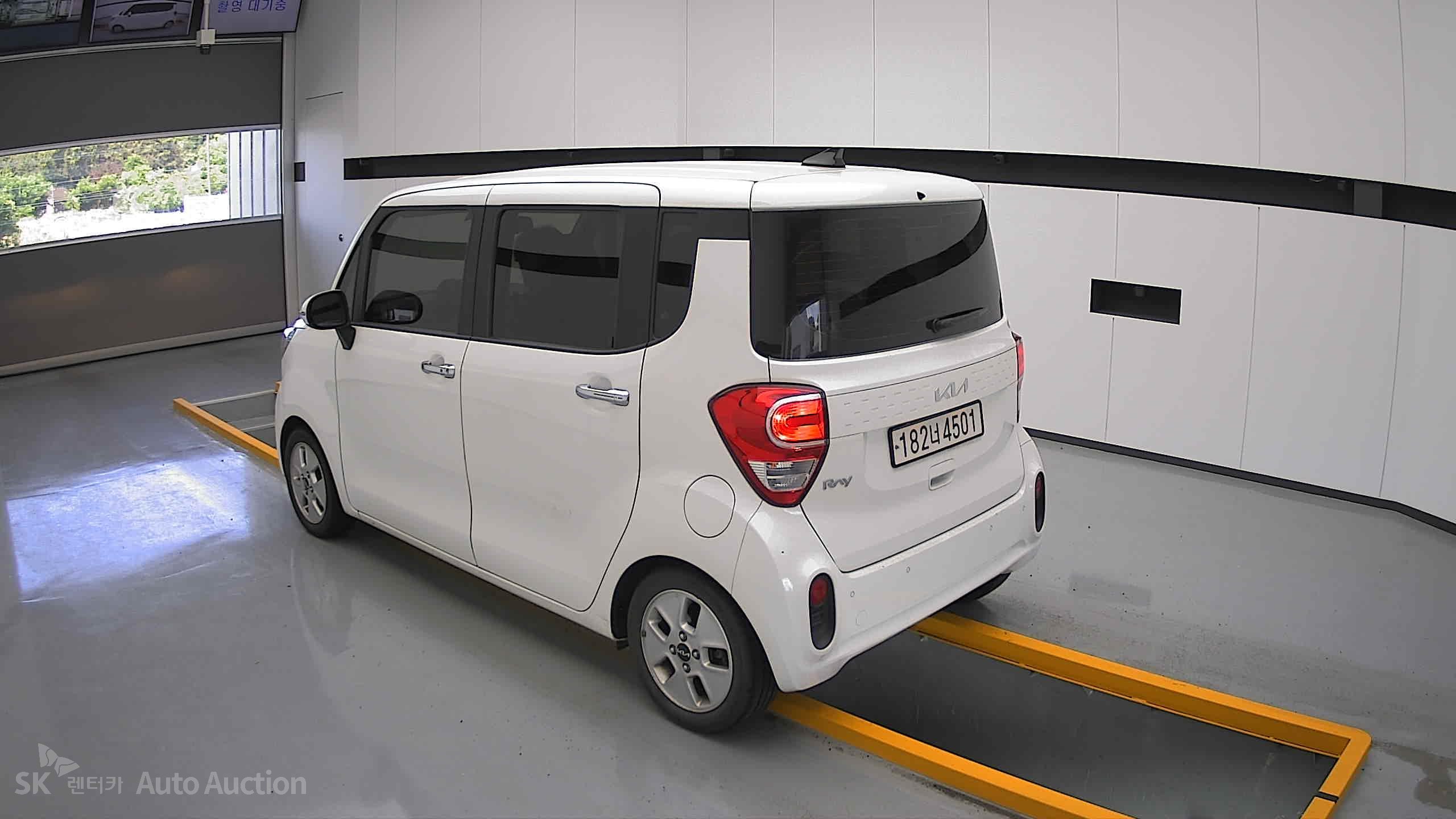 2022 - kia ray
