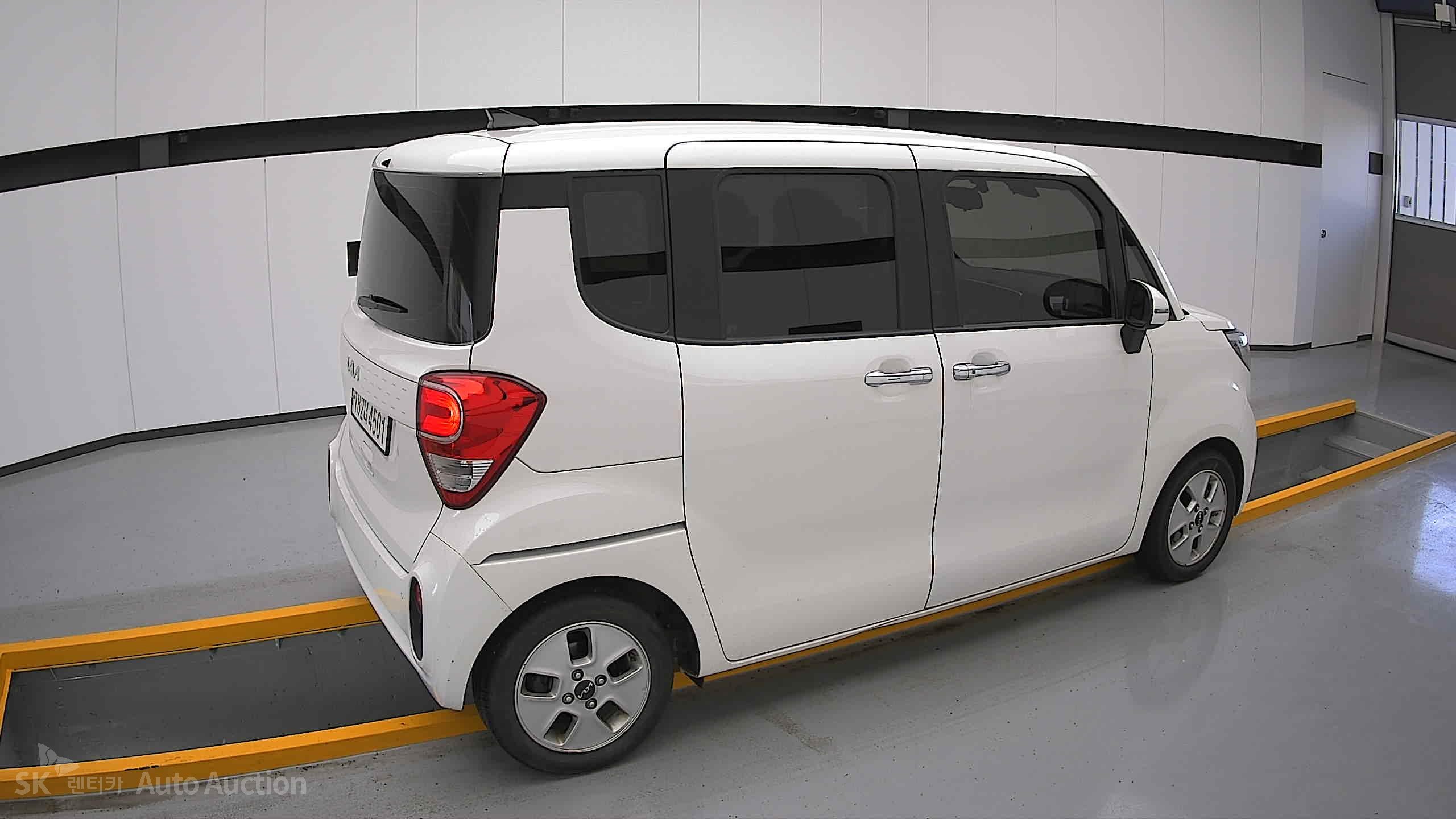 2022 - kia ray