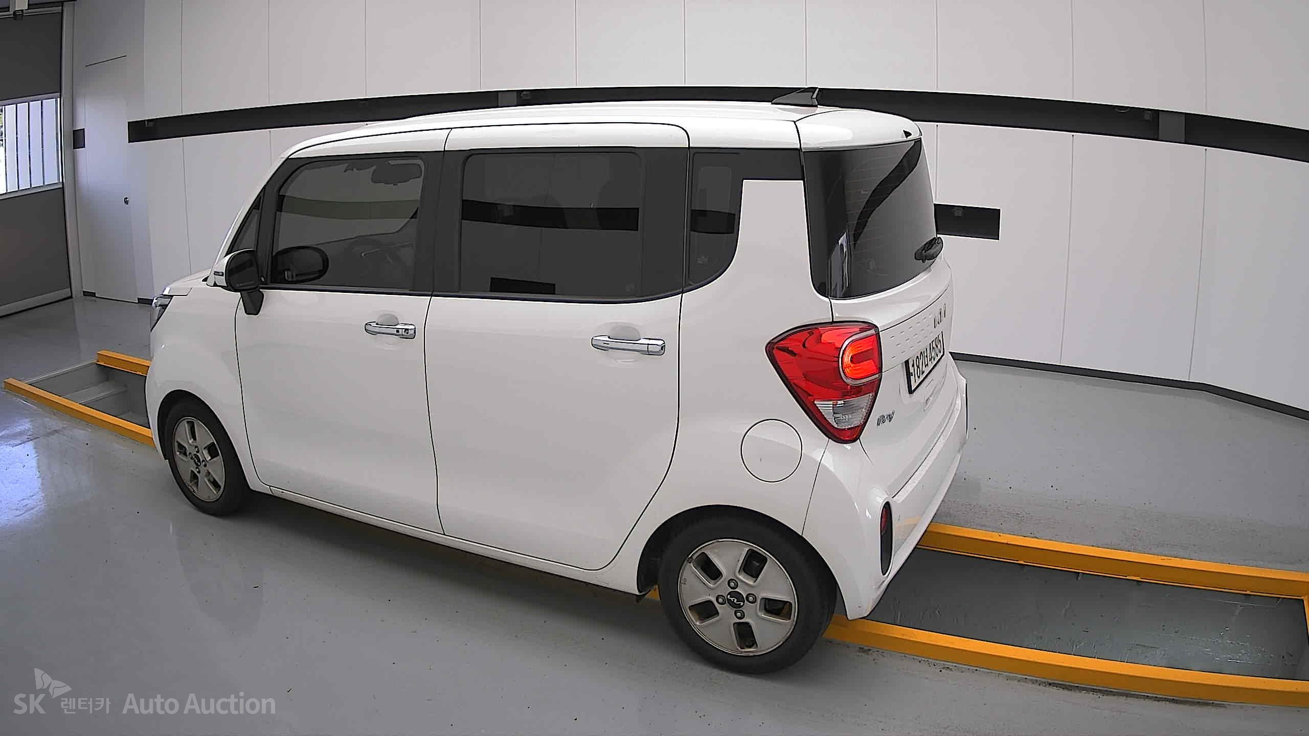 2022 - kia ray