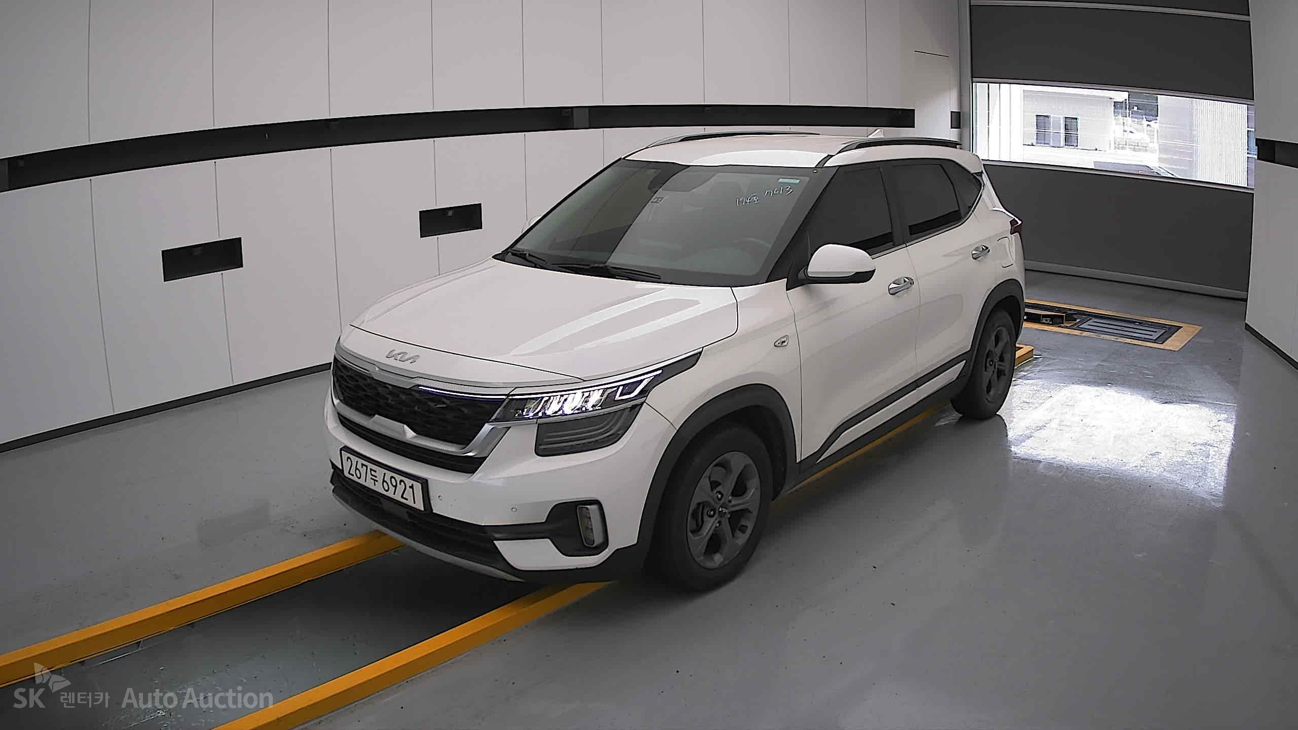 2023 - kia seltos