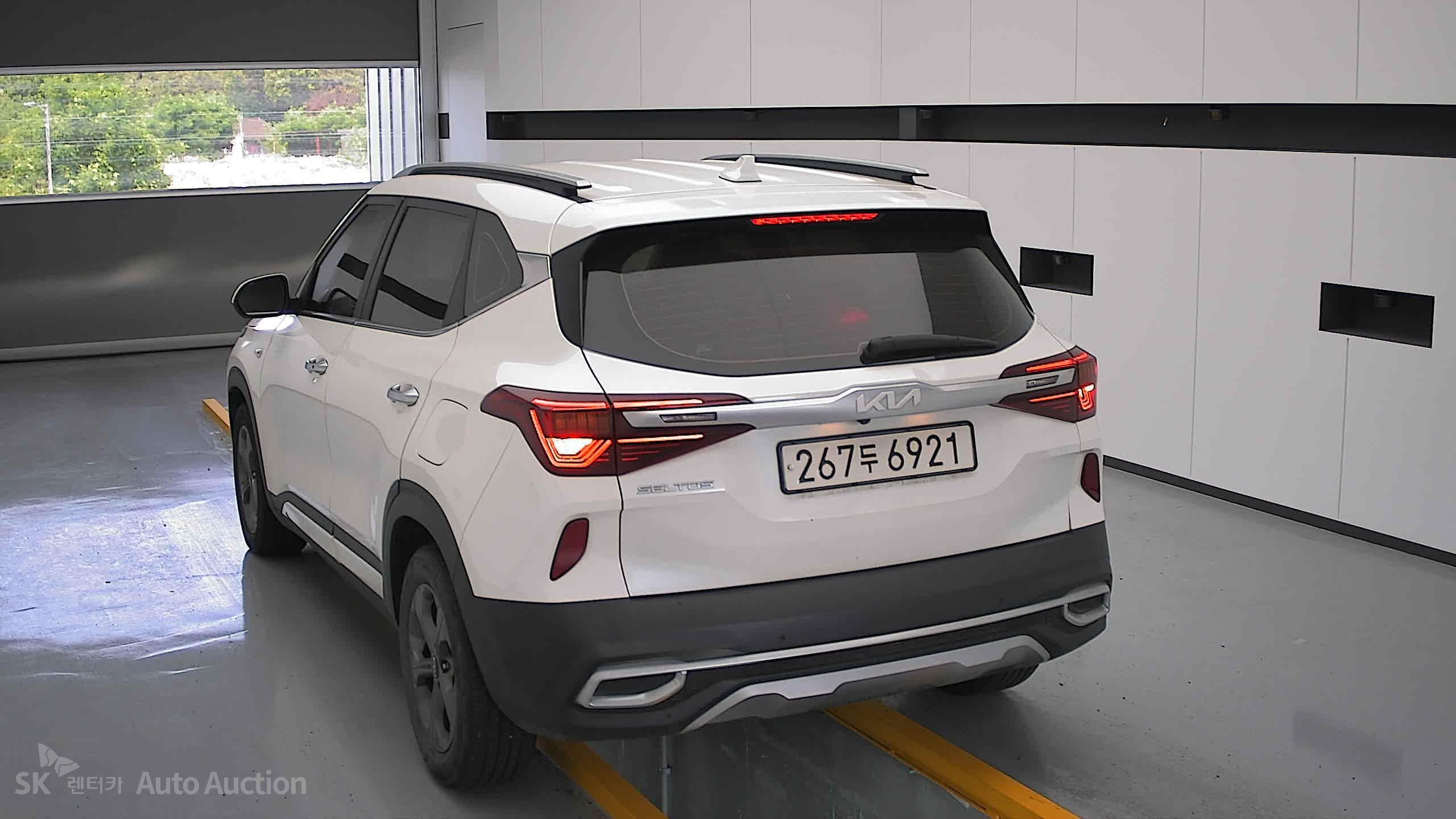 2023 - kia seltos