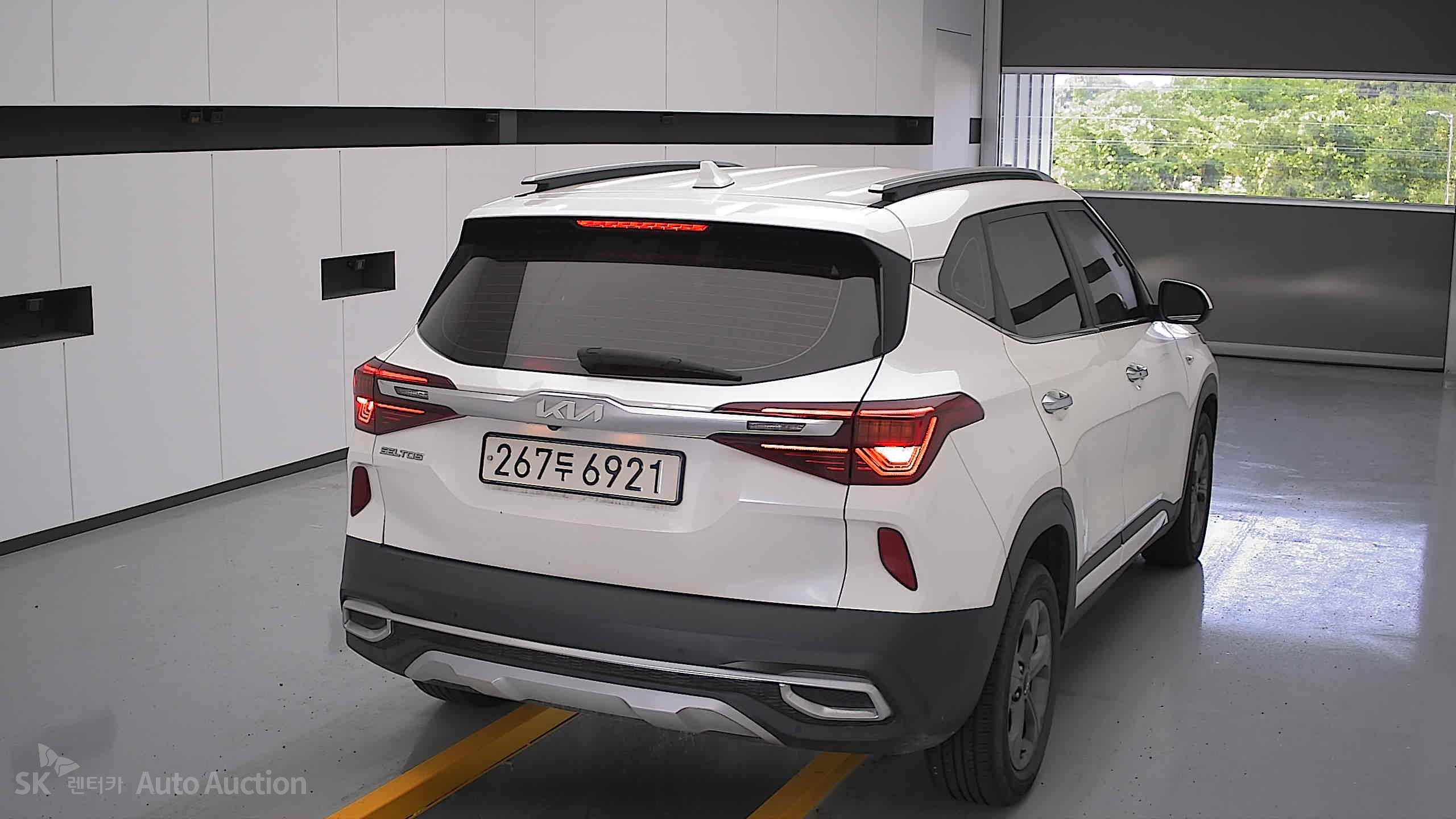 2023 - kia seltos