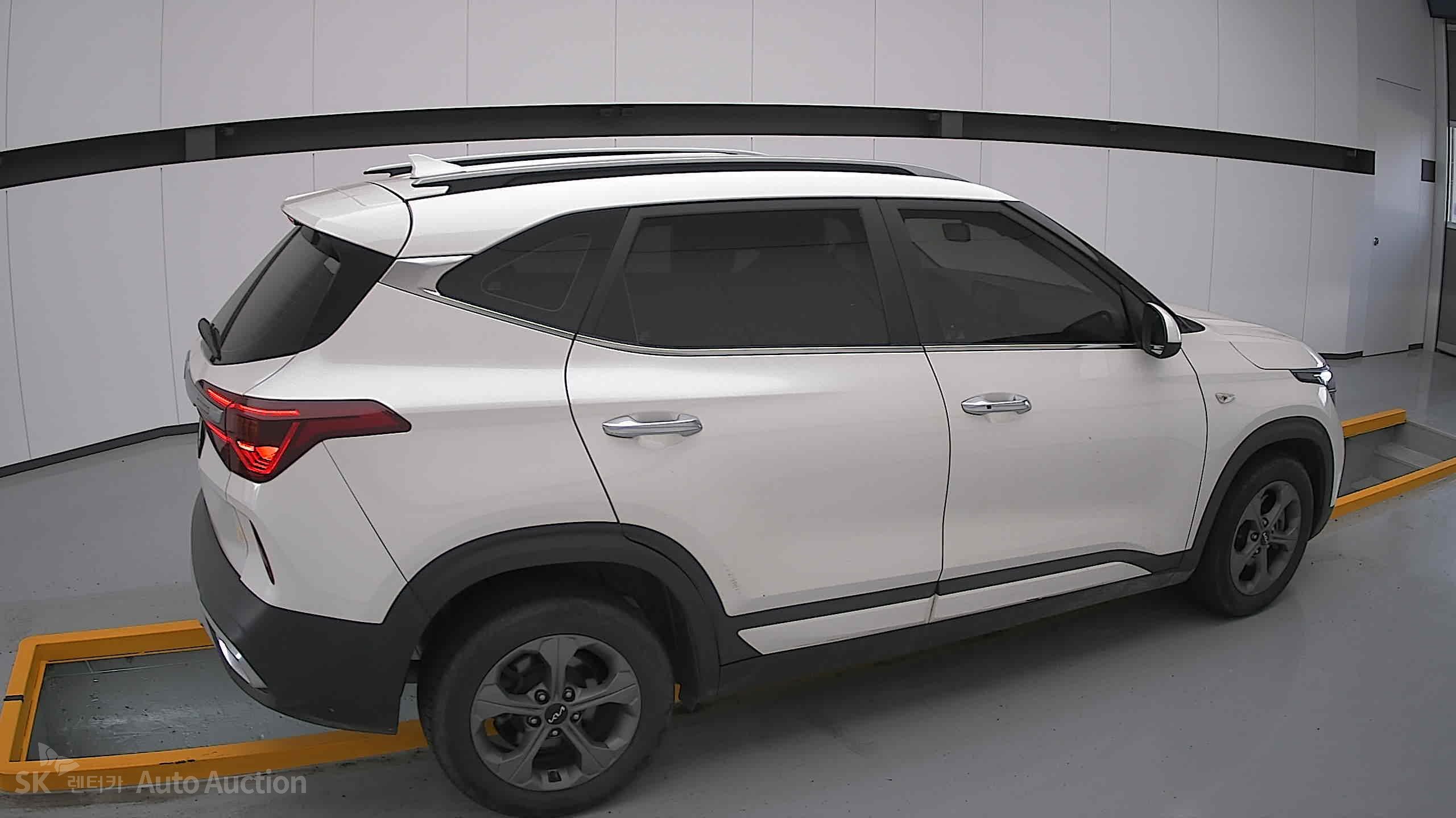 2023 - kia seltos