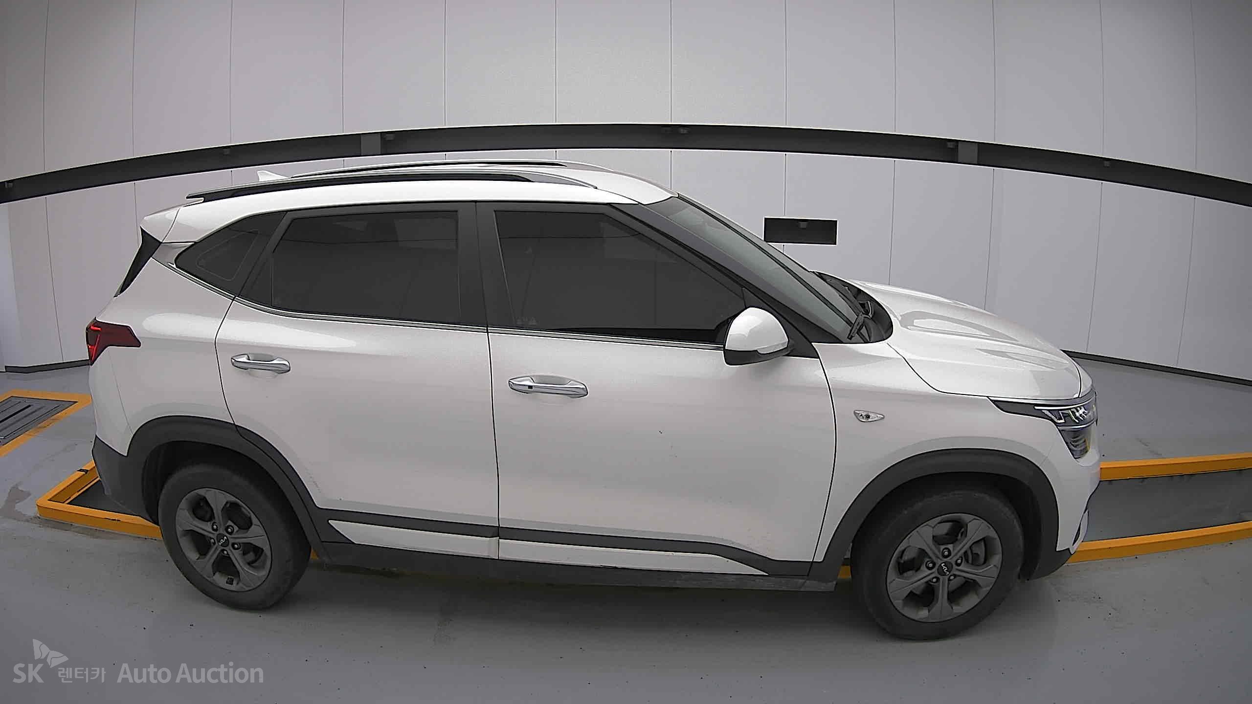 2023 - kia seltos