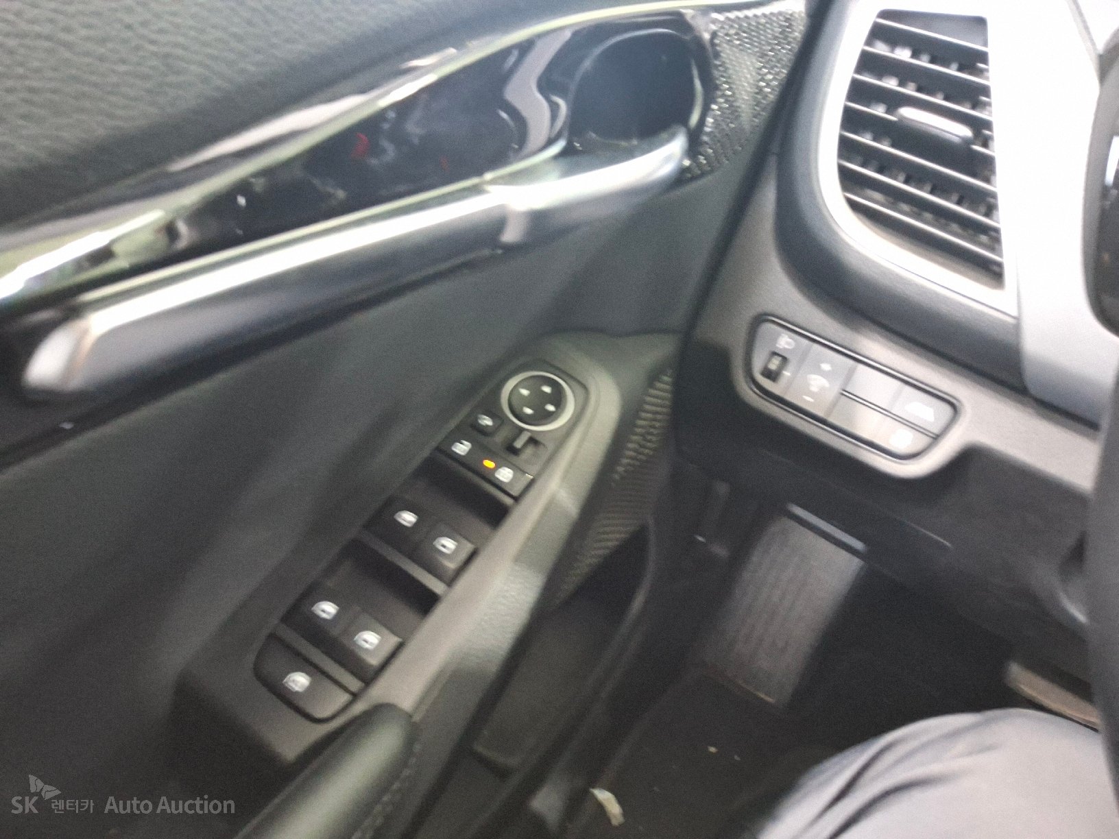 2023 - kia seltos