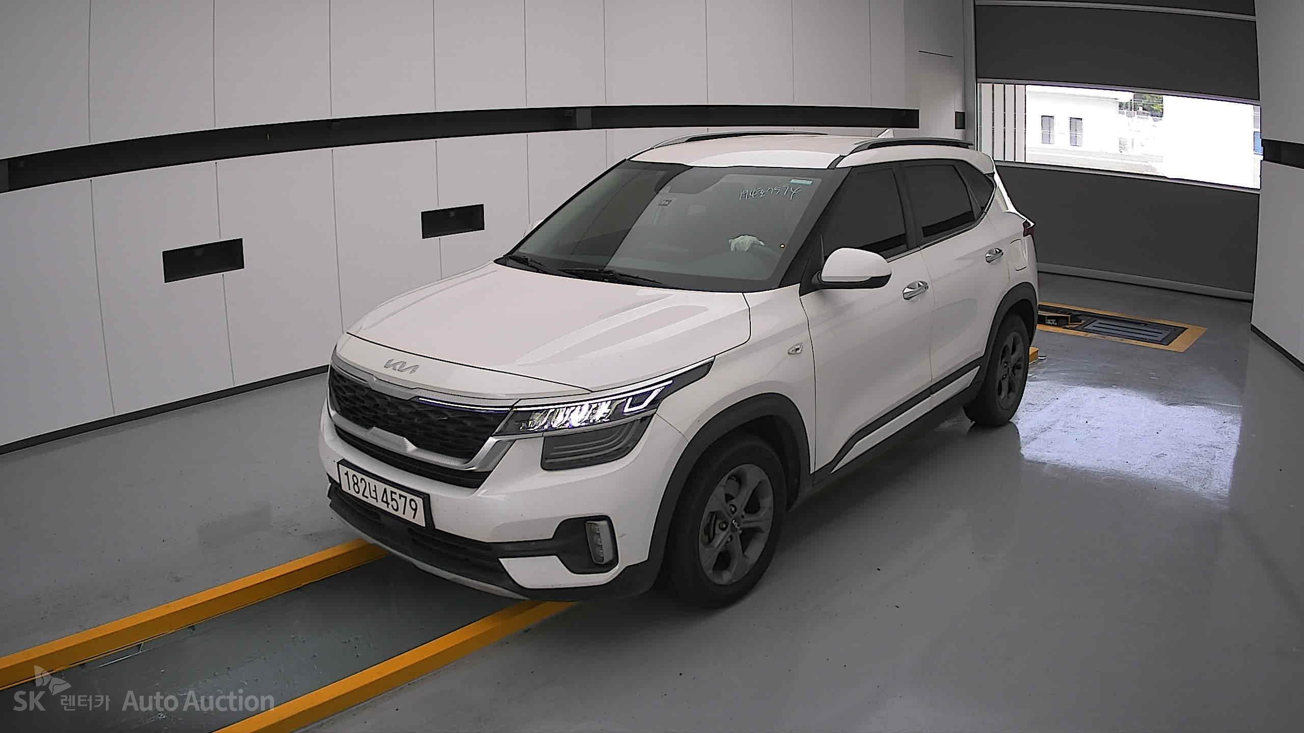 2023 - kia seltos