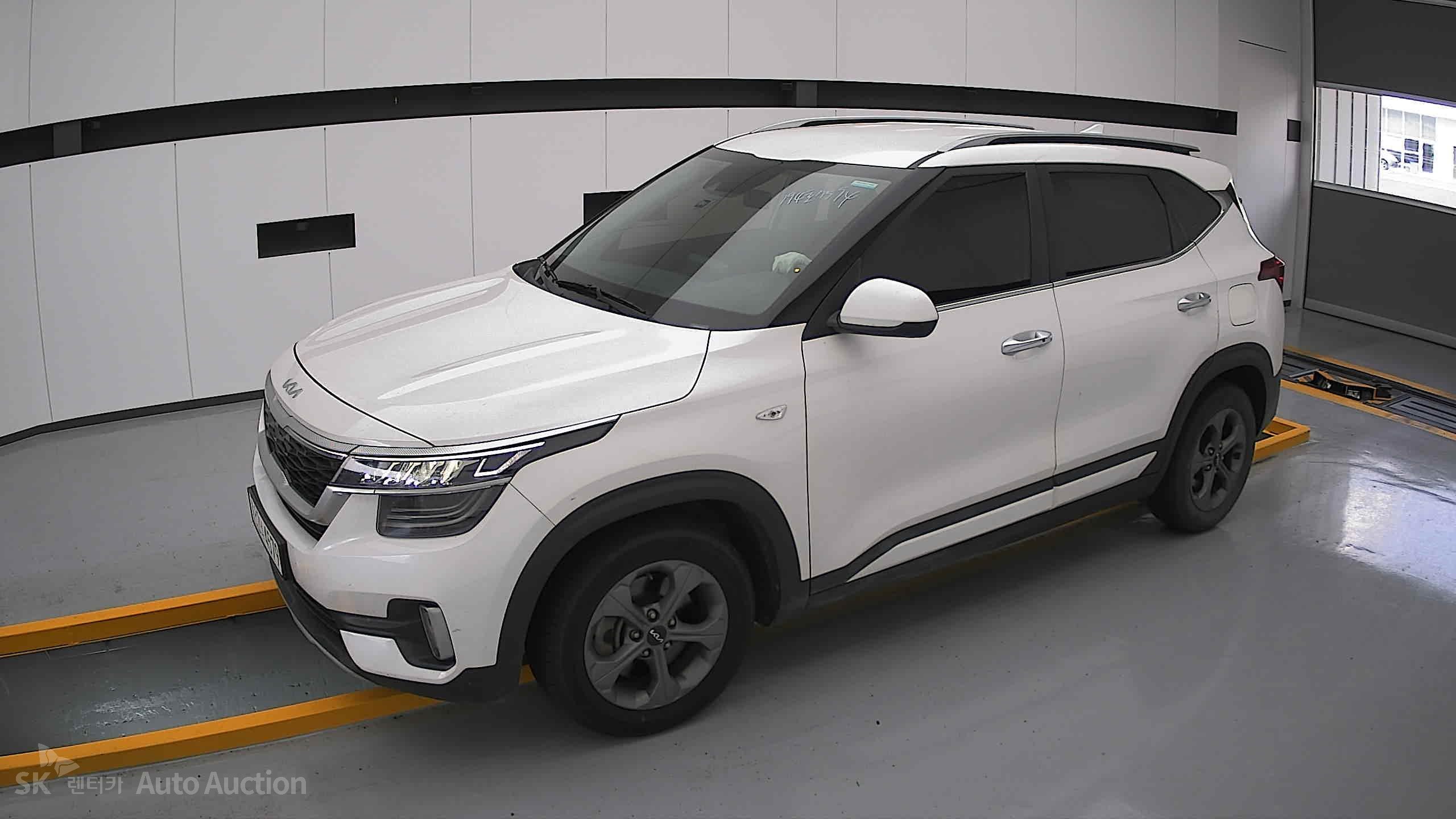 2023 - kia seltos