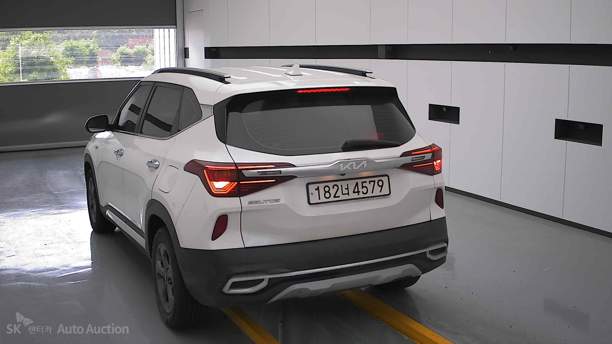 2023 - kia seltos