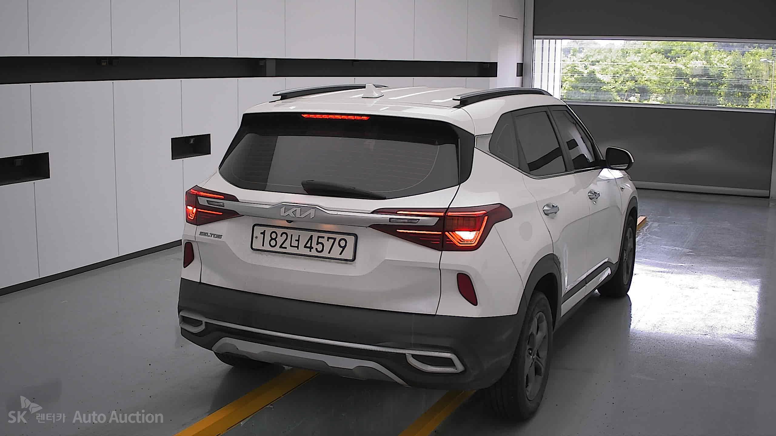 2023 - kia seltos