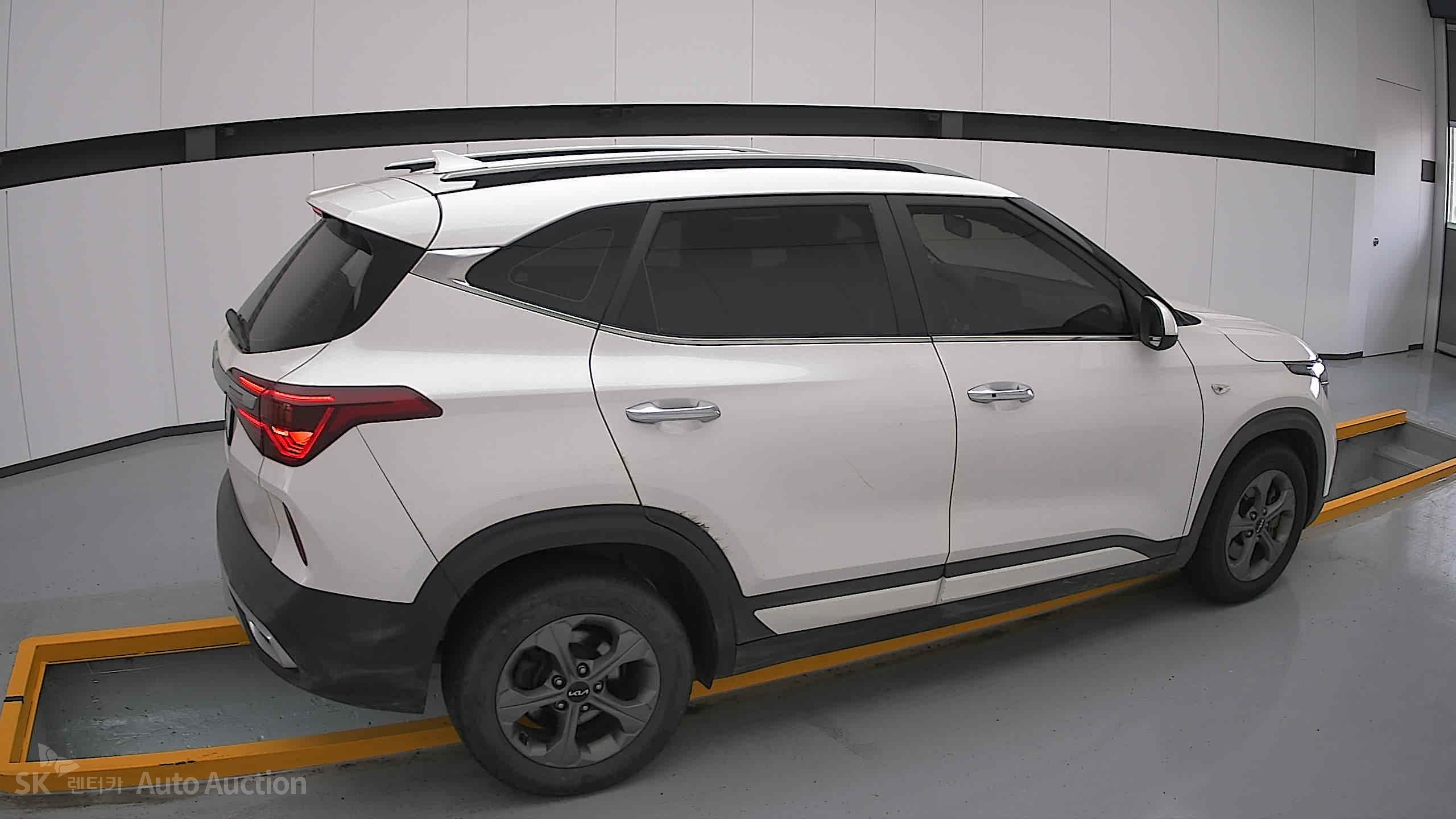 2023 - kia seltos