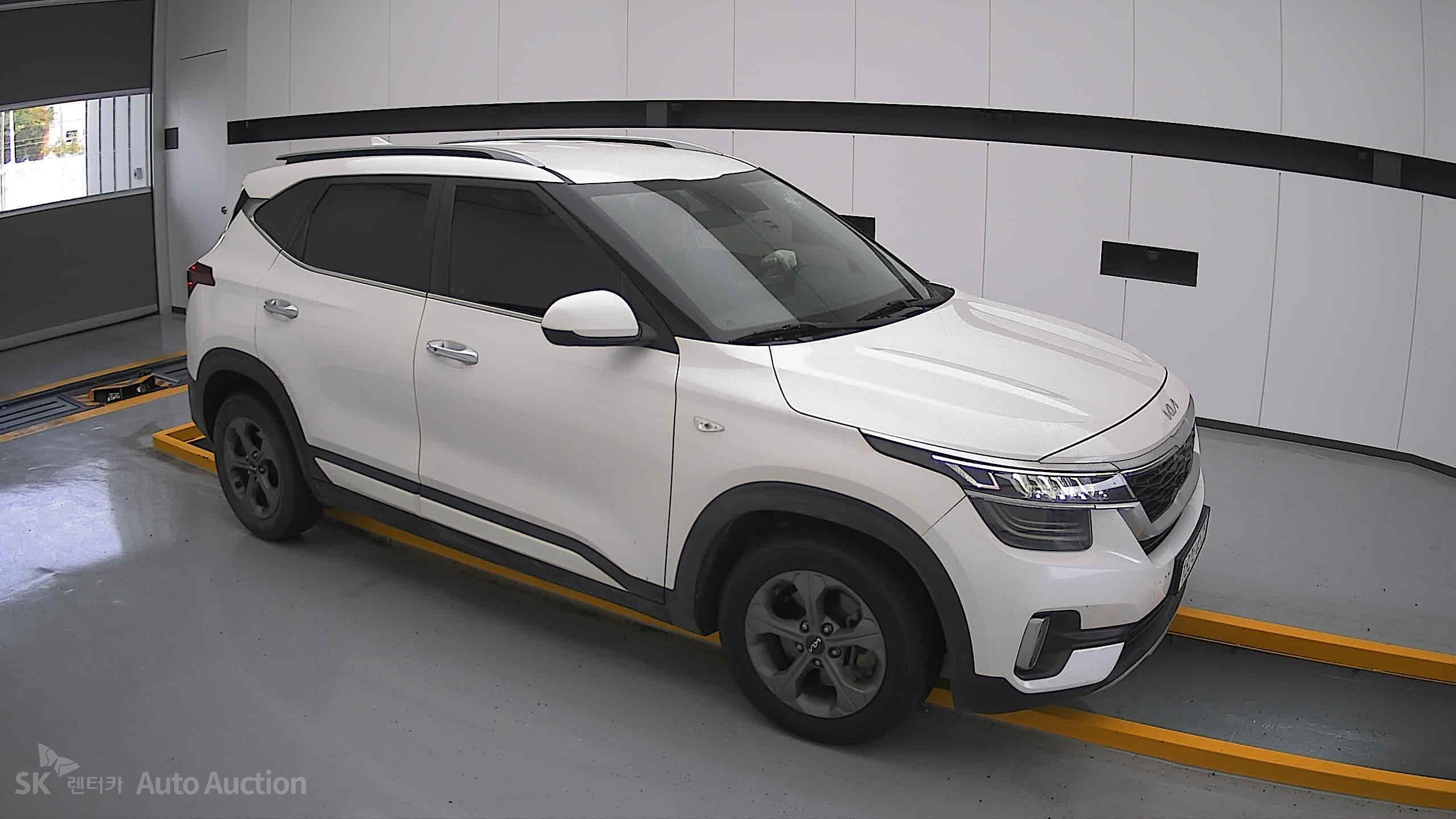 2023 - kia seltos