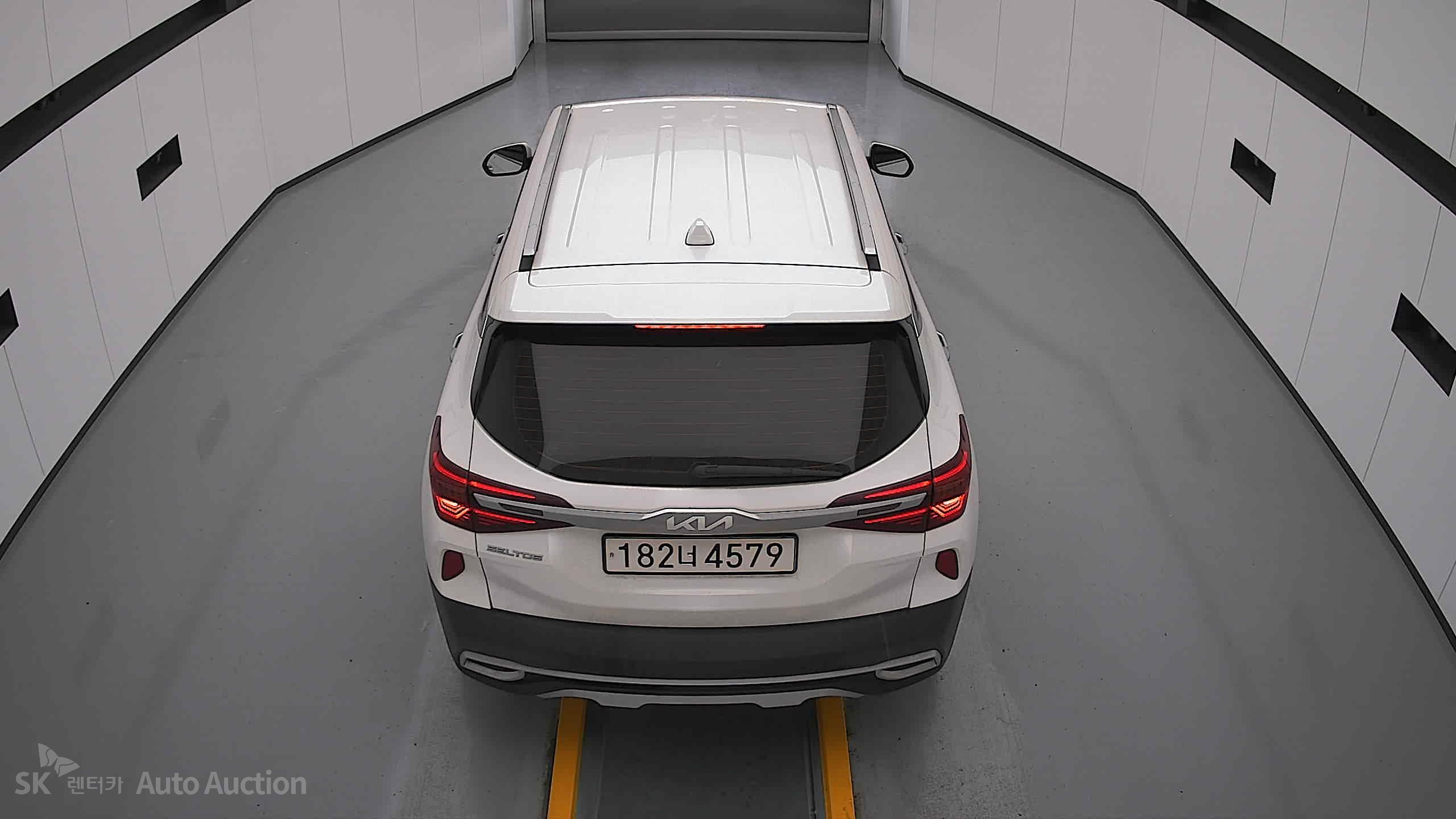 2023 - kia seltos