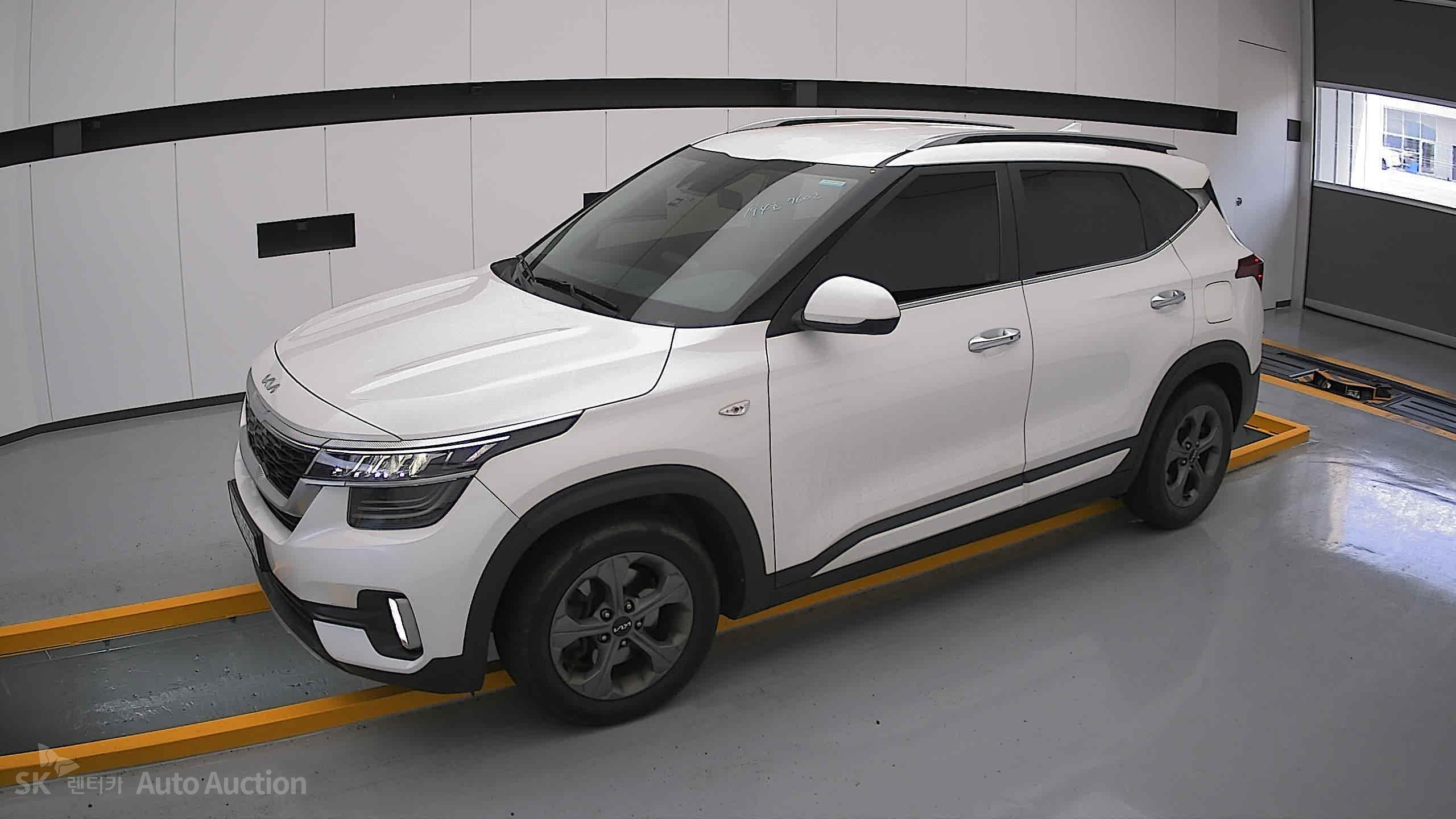 2023 - kia seltos
