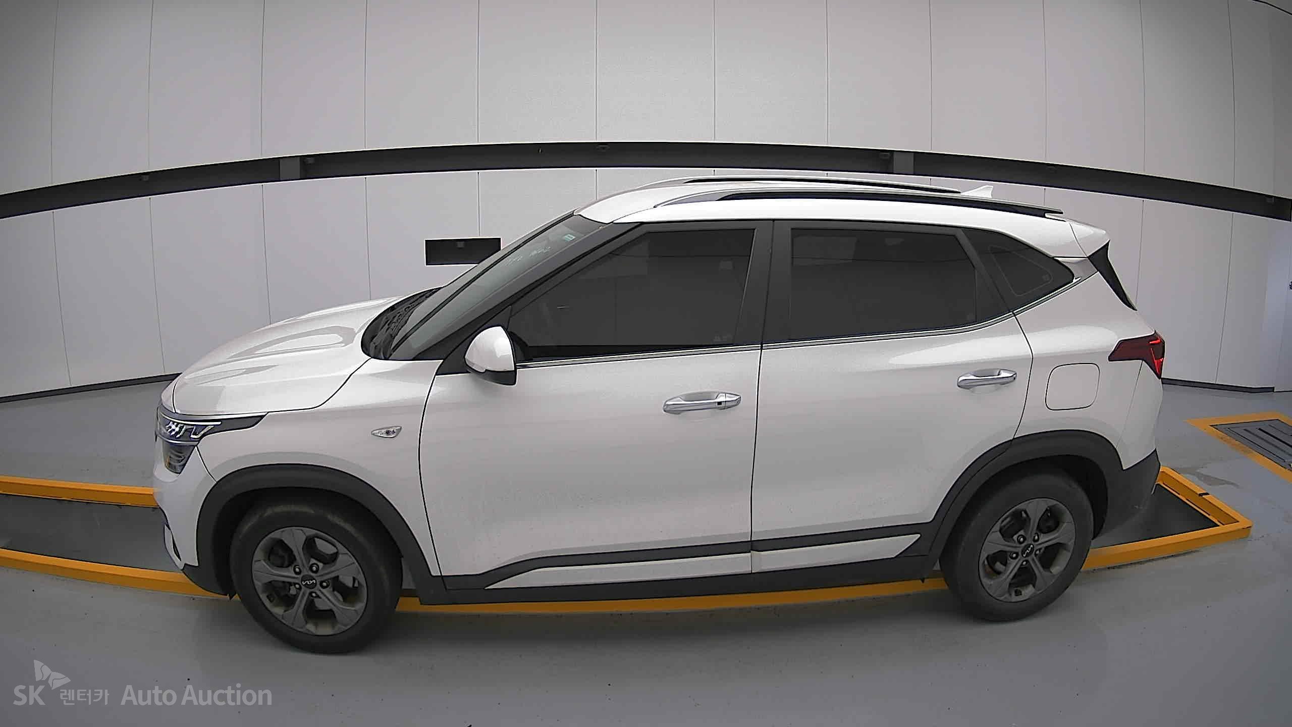 2023 - kia seltos