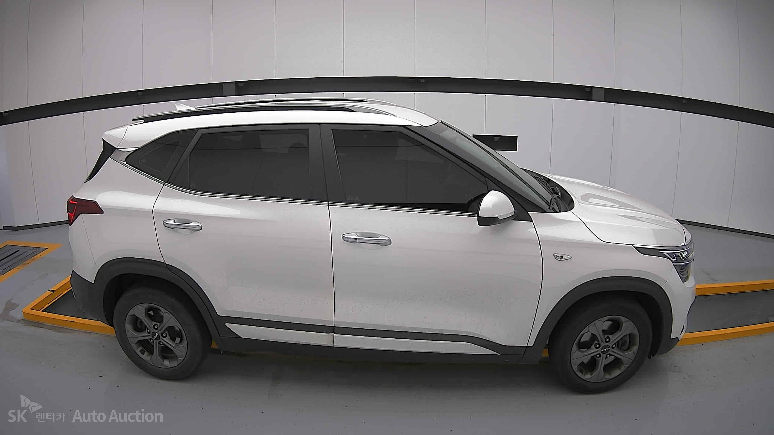 2023 - kia seltos