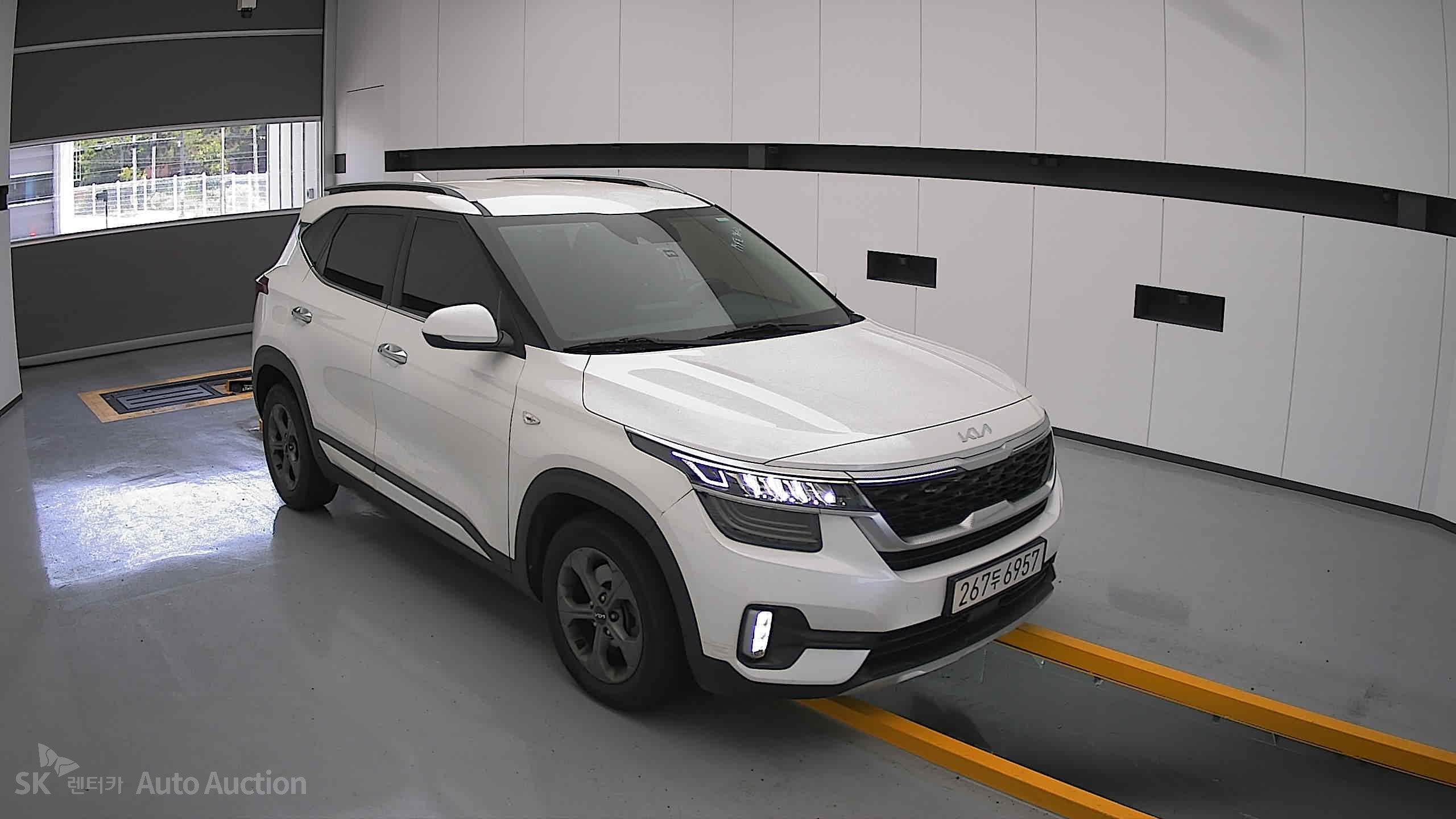 2023 - kia seltos
