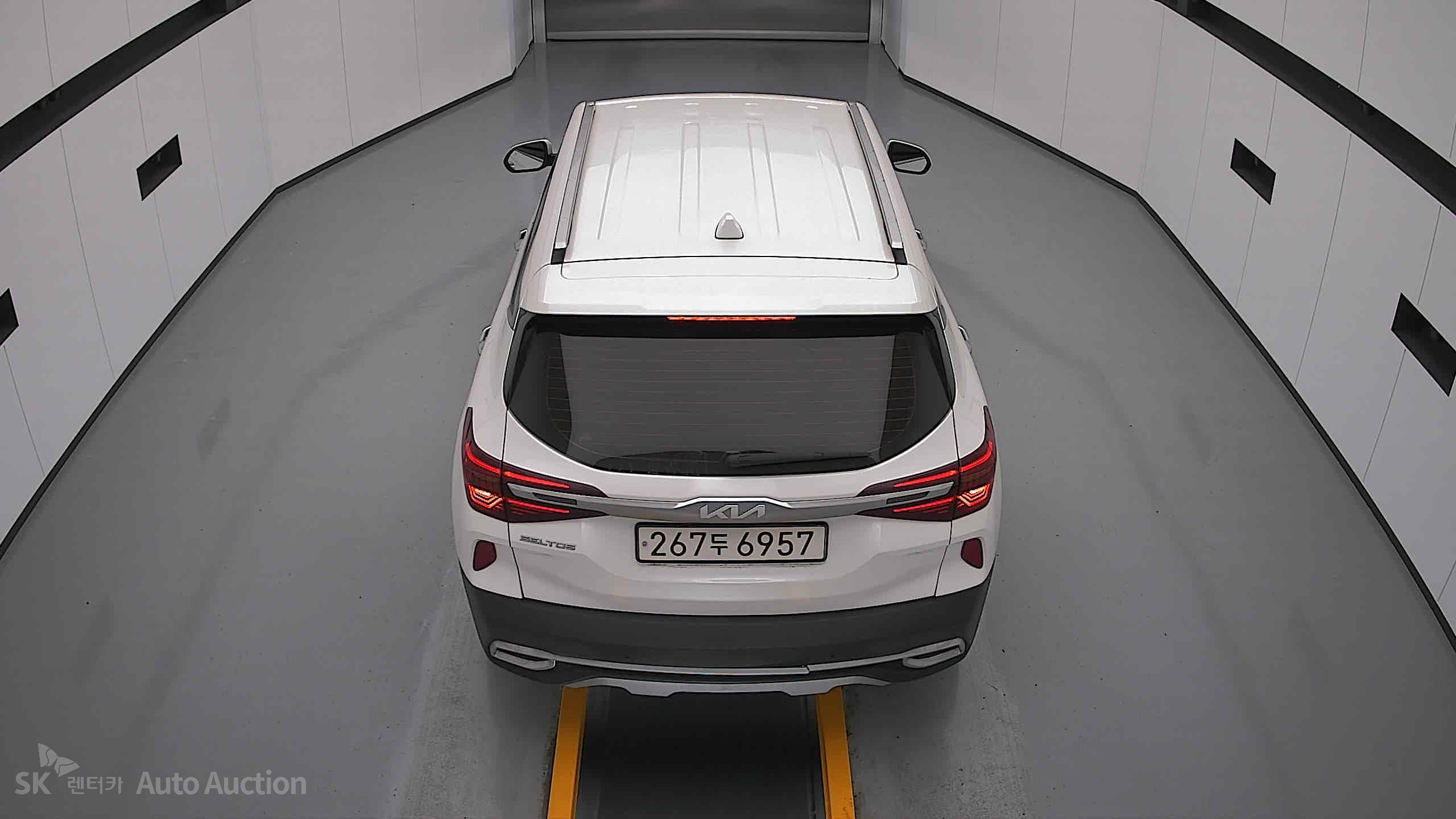 2023 - kia seltos