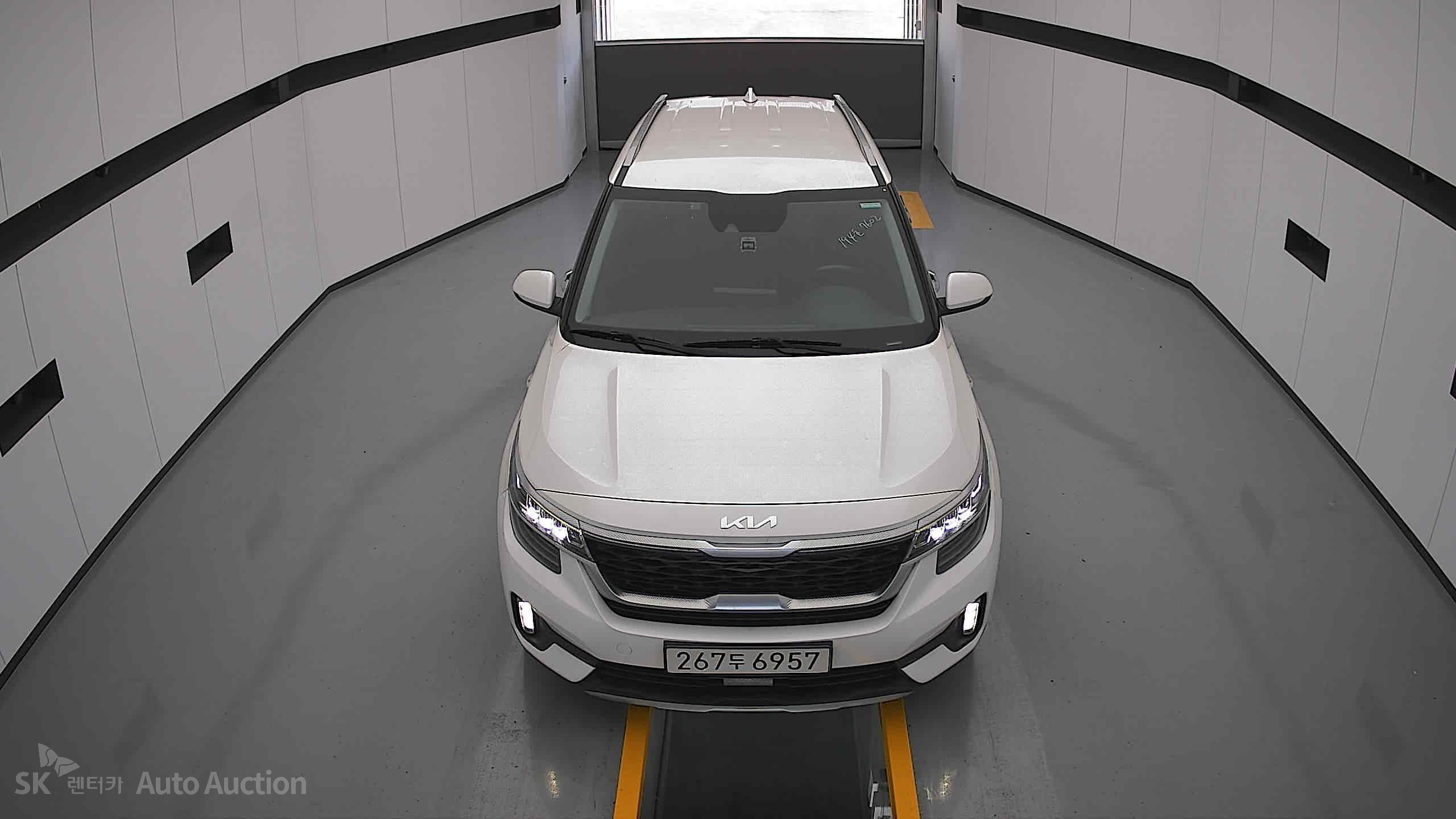2023 - kia seltos