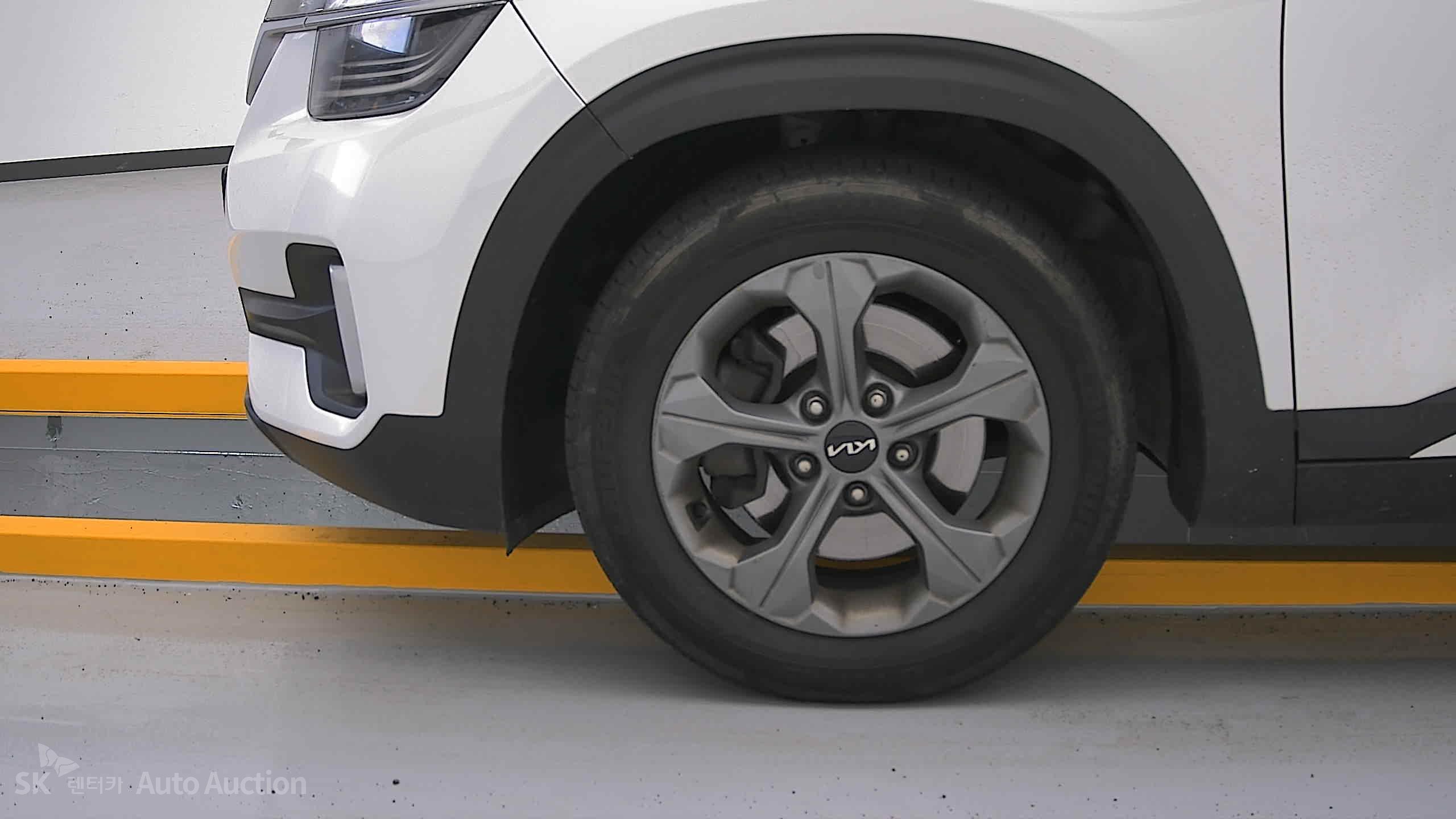 2023 - kia seltos