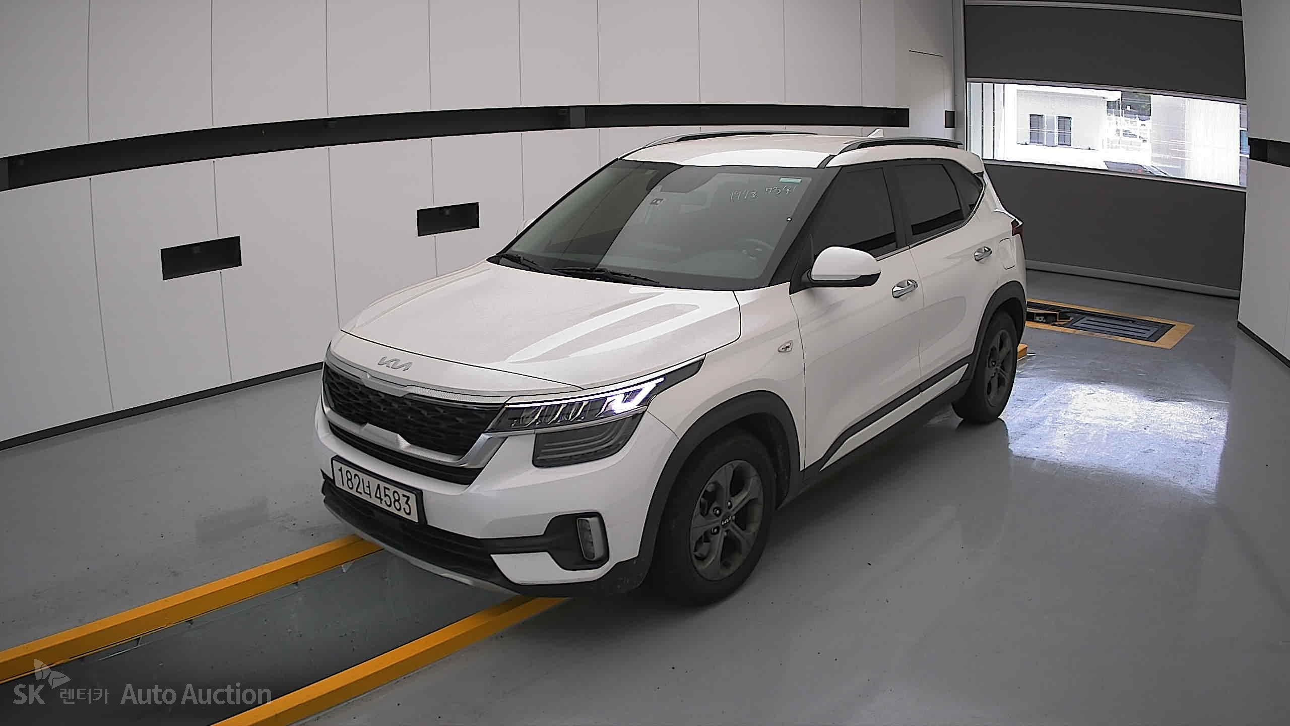 2023 - kia seltos