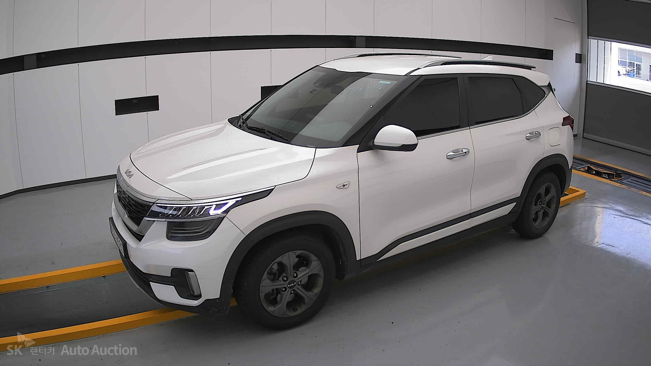 2023 - kia seltos