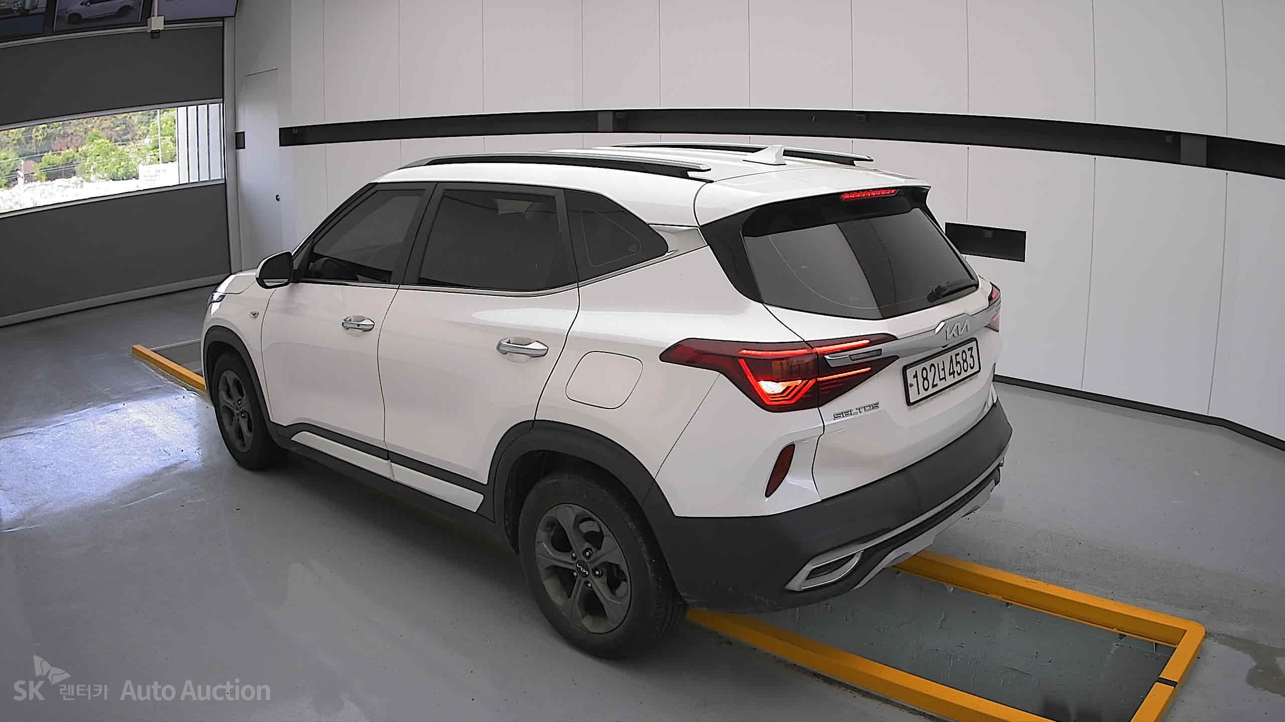 2023 - kia seltos