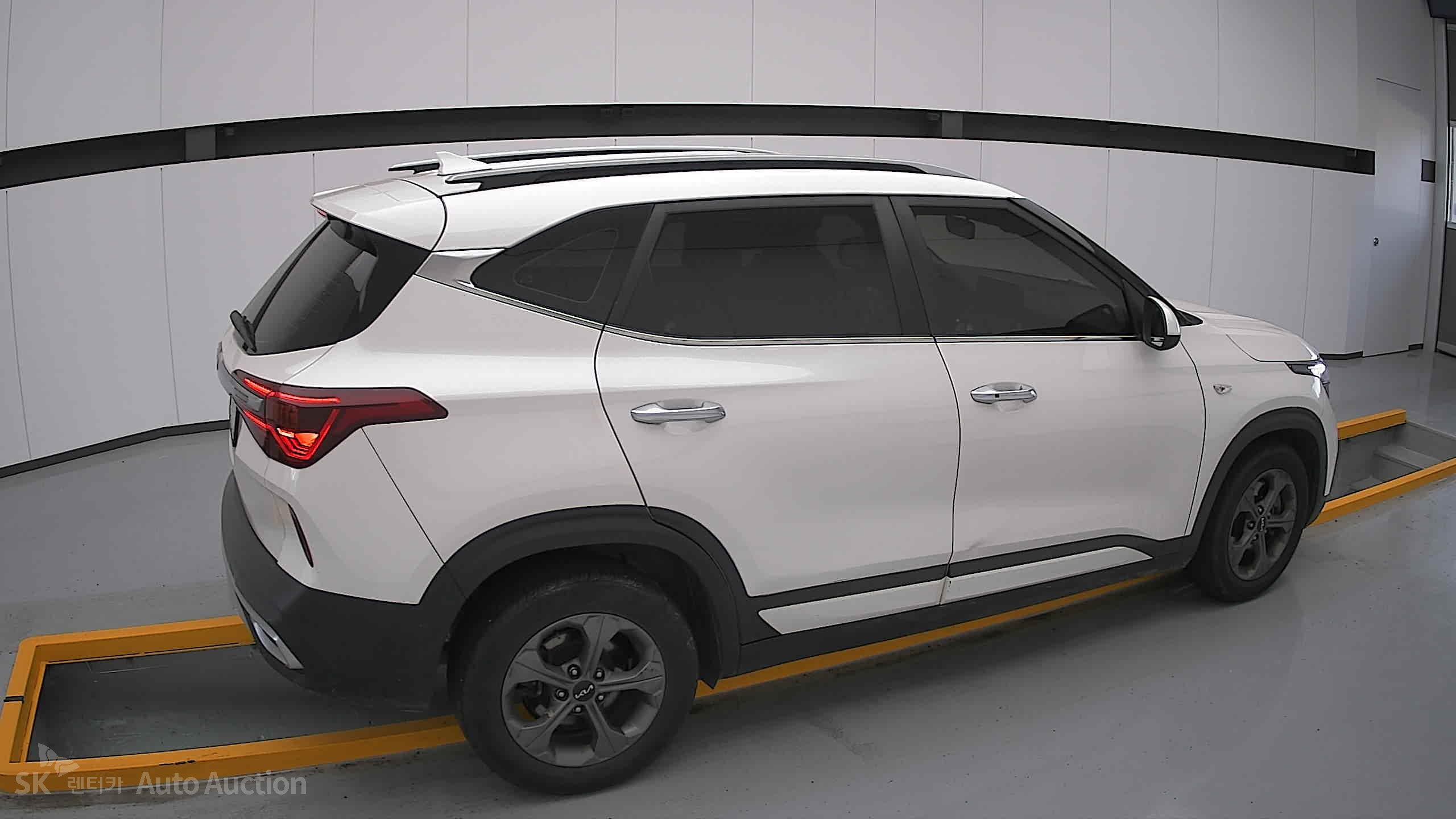 2023 - kia seltos