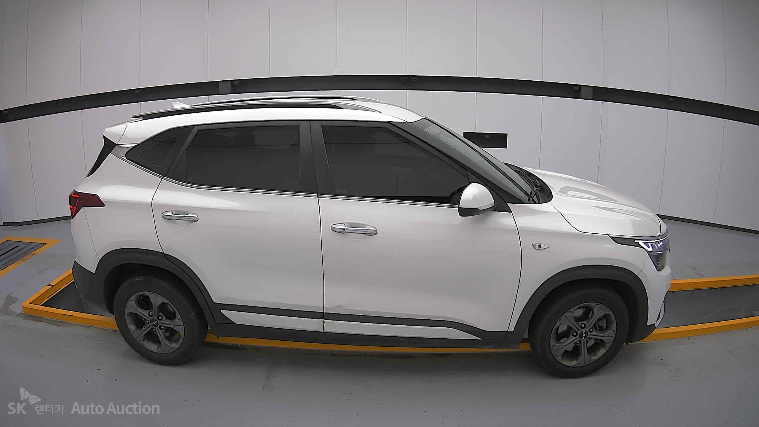 2023 - kia seltos